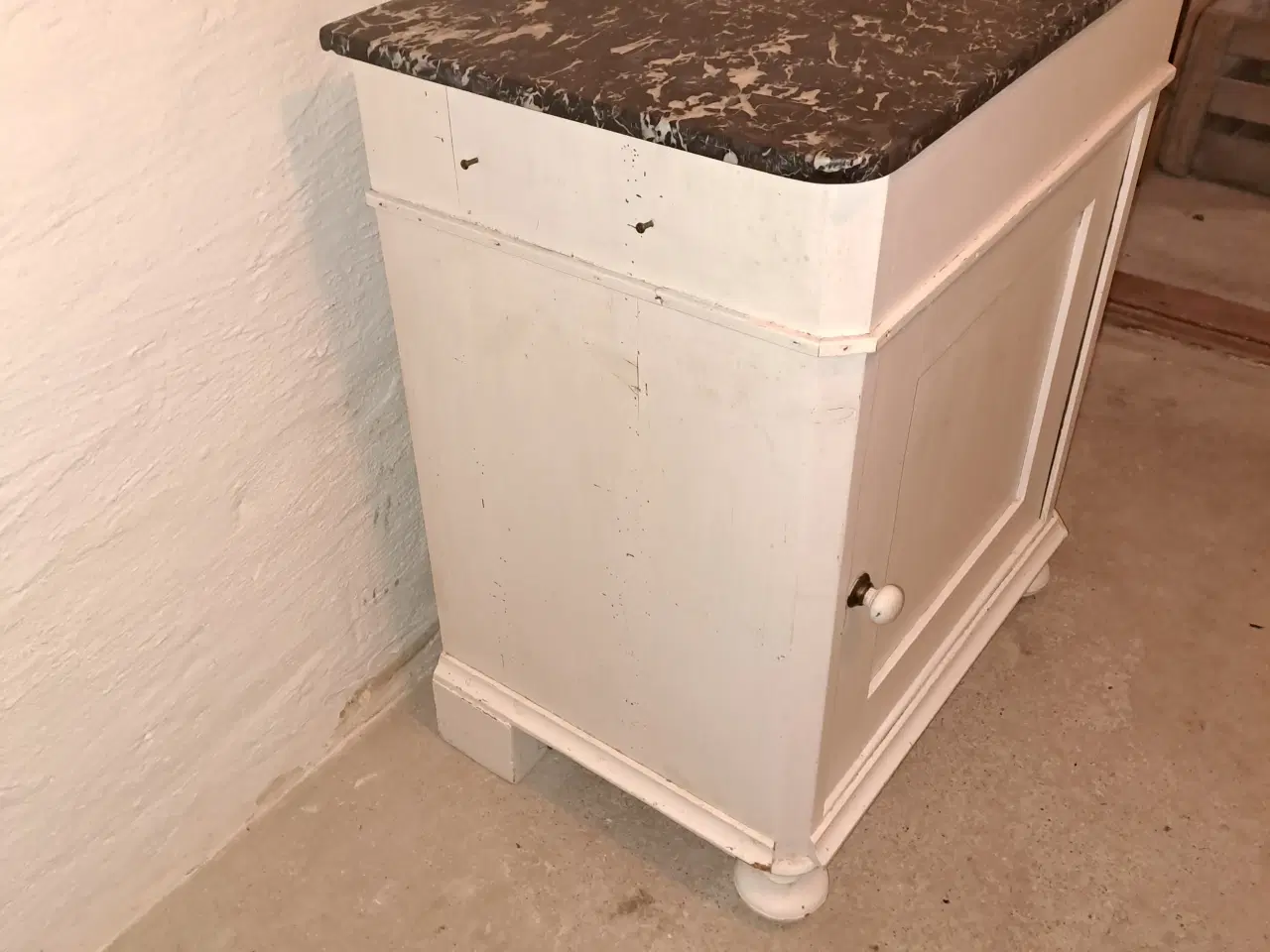 Billede 3 - Servante med marmor plade.