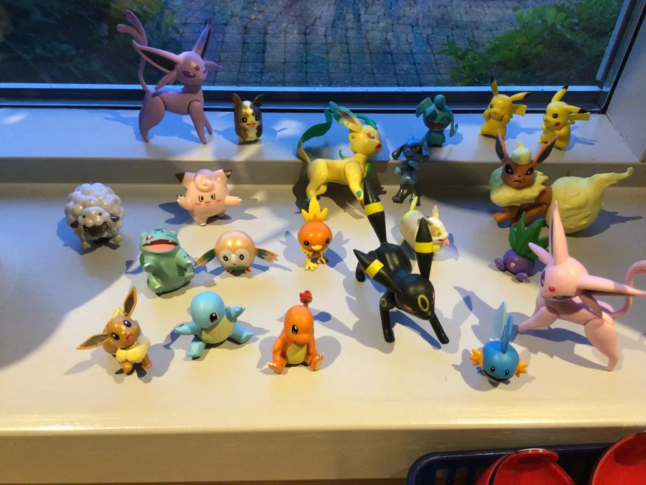 Billede 3 - Pokemón figurer