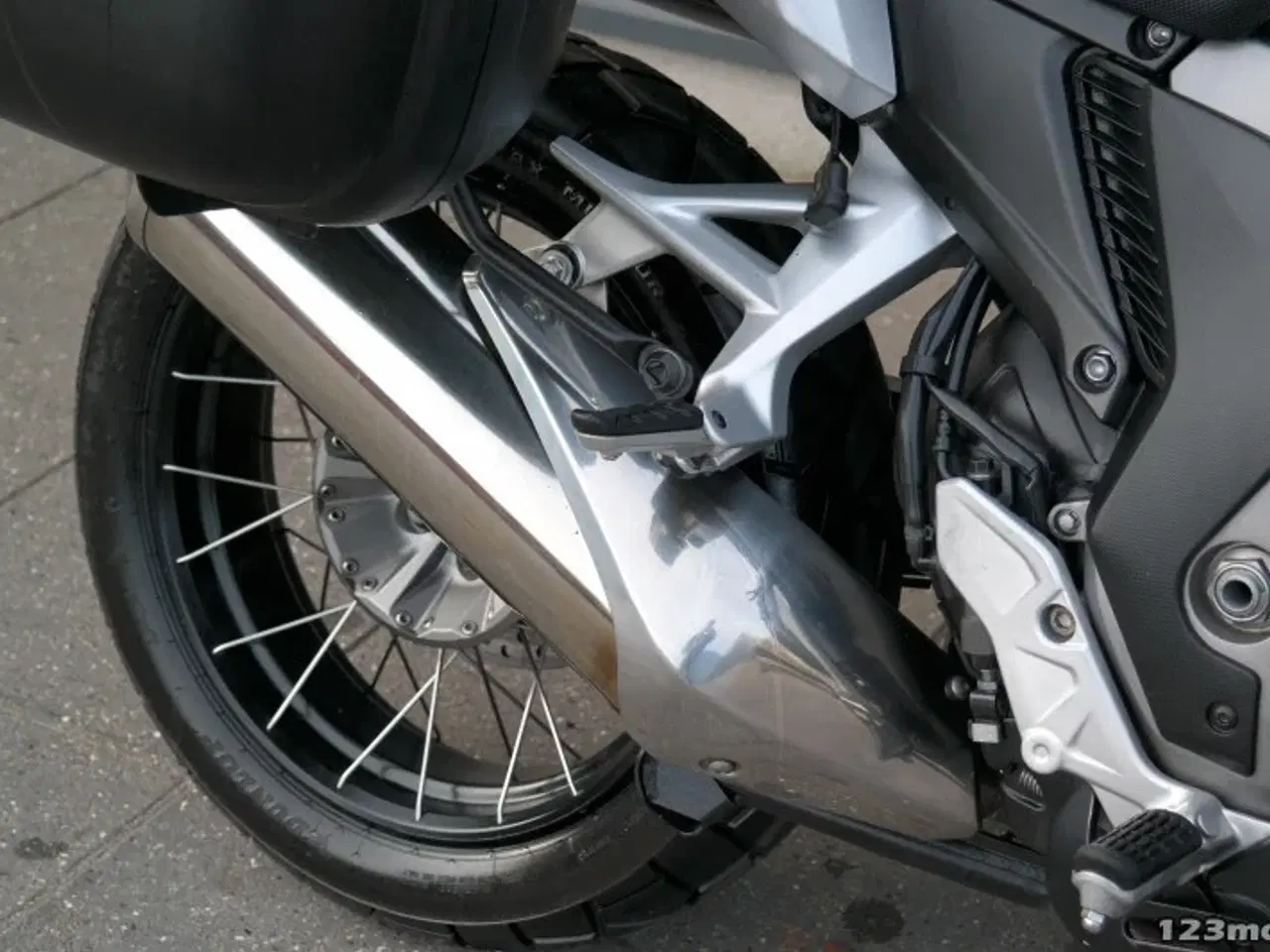 Billede 9 - Honda VFR 1200 X MC-SYD       BYTTER GERNE