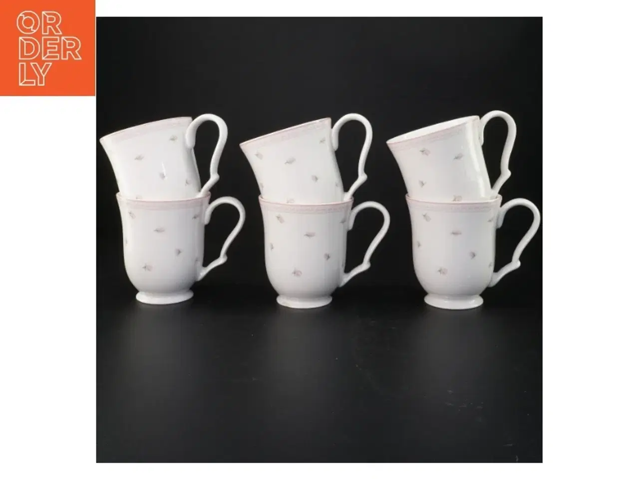 Billede 2 - 6 Porcelænskrus med blomstermønster (str. Ø 9,5 x 10 cm)