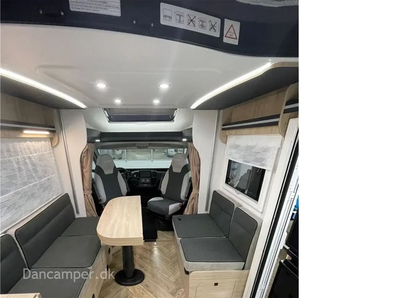 Billede 10 - 2024 - Chausson 650 Etape Line   Den flotte,  korte men dog meget rummelige Chausson 650 Etape Line  på kun 6,36 meter