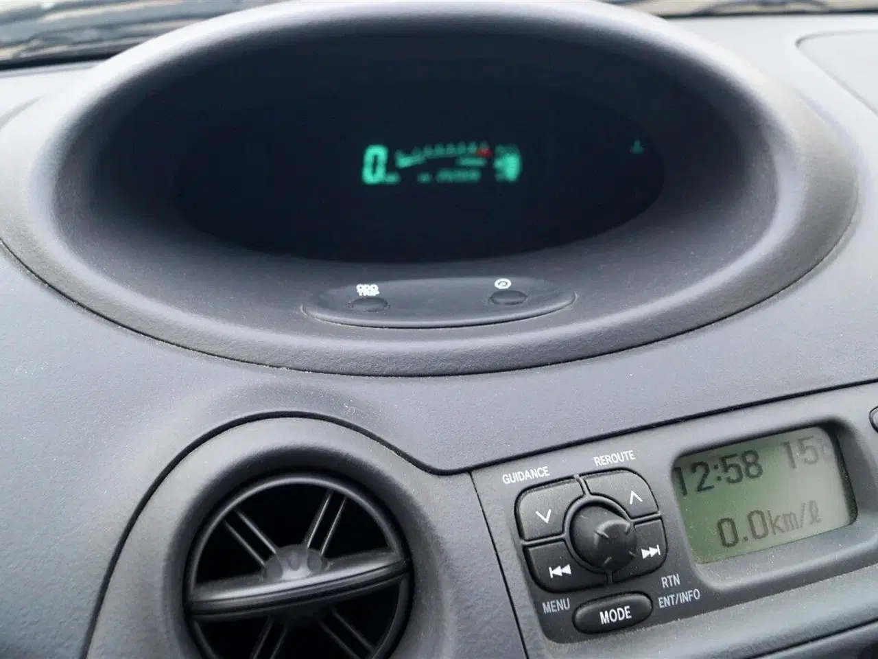 Billede 13 - Toyota Yaris 1,0 Linea Terra 68HK 3d