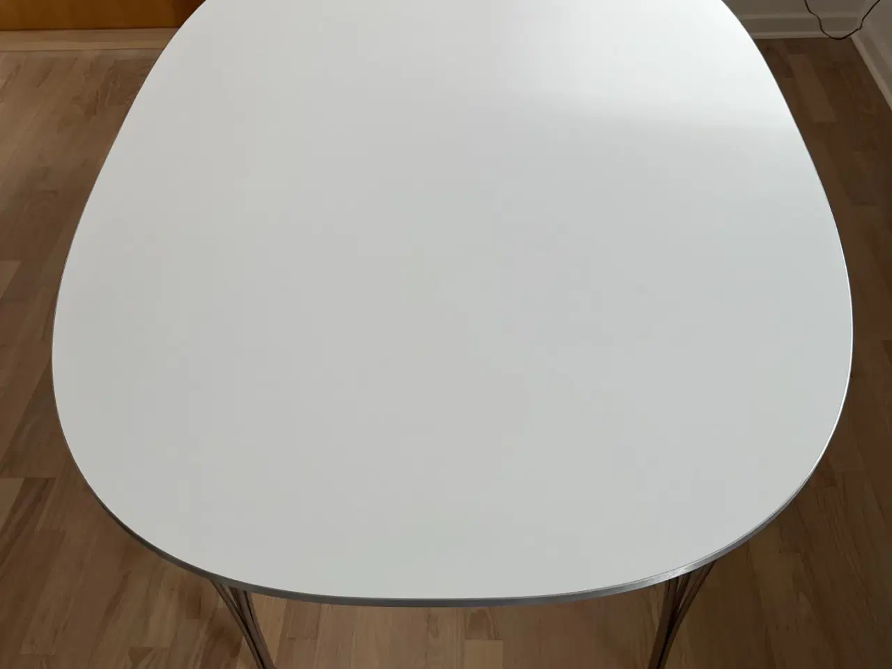 Billede 3 - Piet Hein spisebord fra Fritz Hansen - B612.