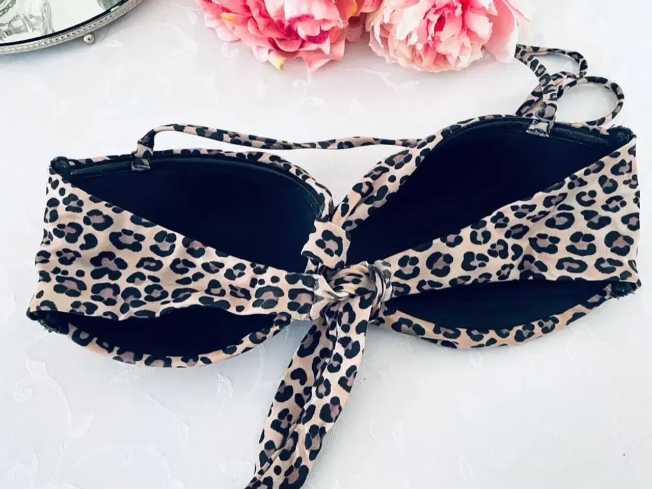 Billede 4 - Bikini i leopard størrelse L 