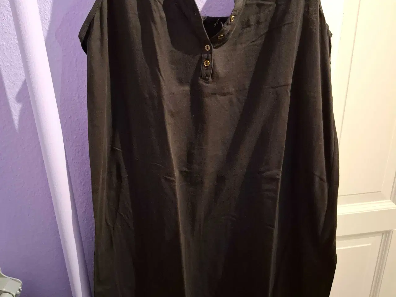 Billede 1 - Sort kjole fra Zhenzi I XL