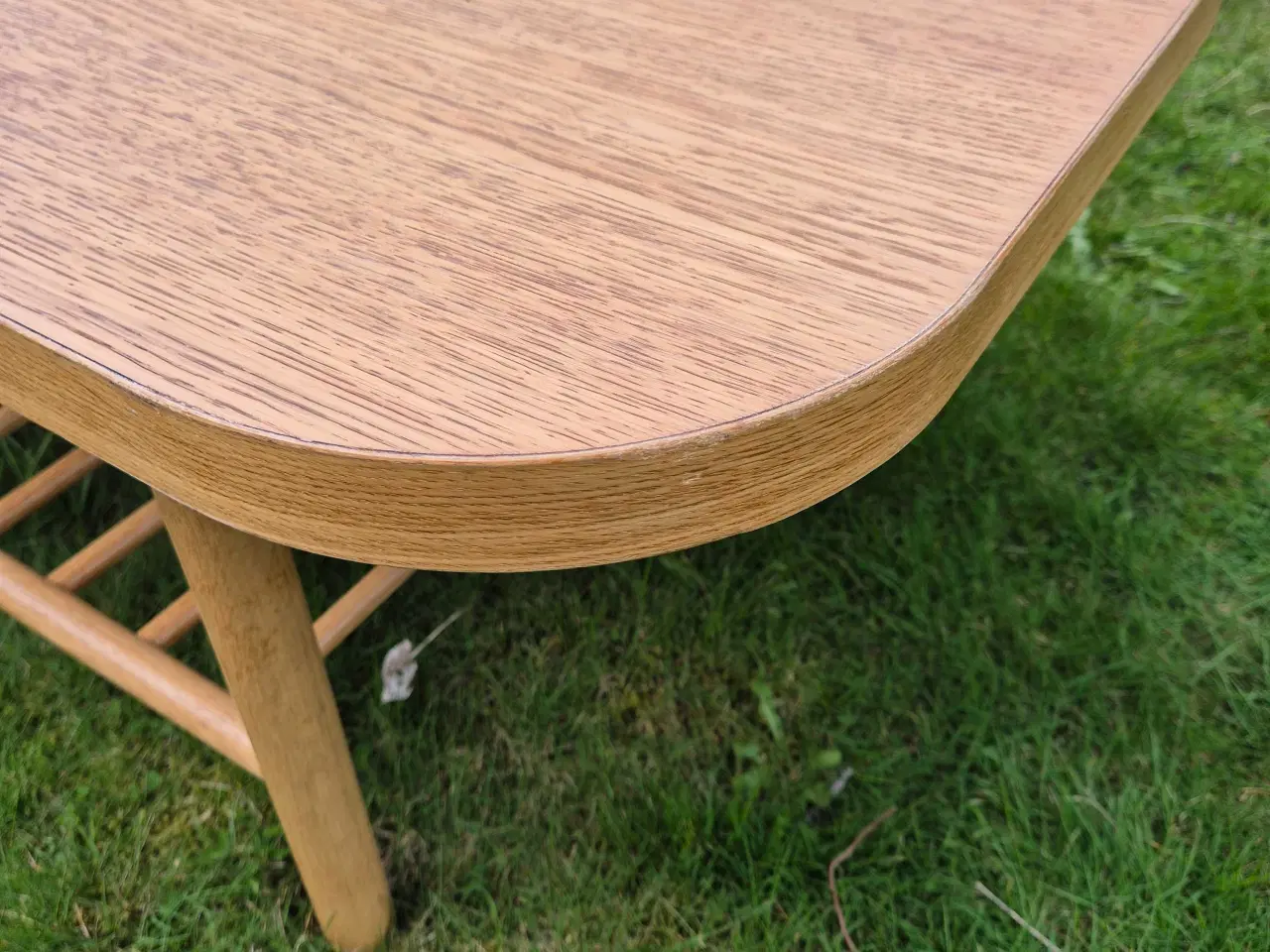 Billede 2 - Listerby Ikea-sofabord i lyst eg