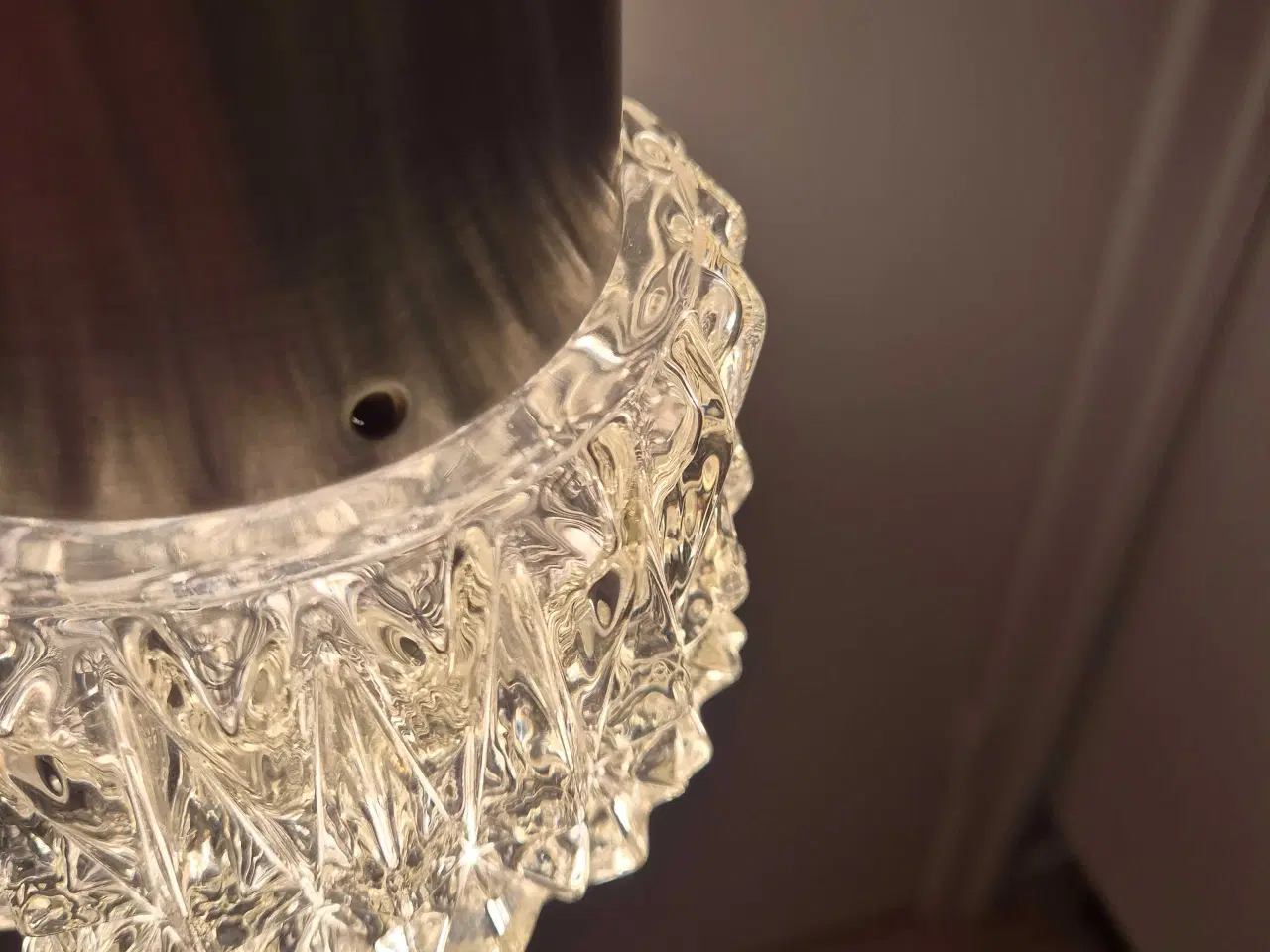 Billede 9 - Sød retrolampe i alu og glas