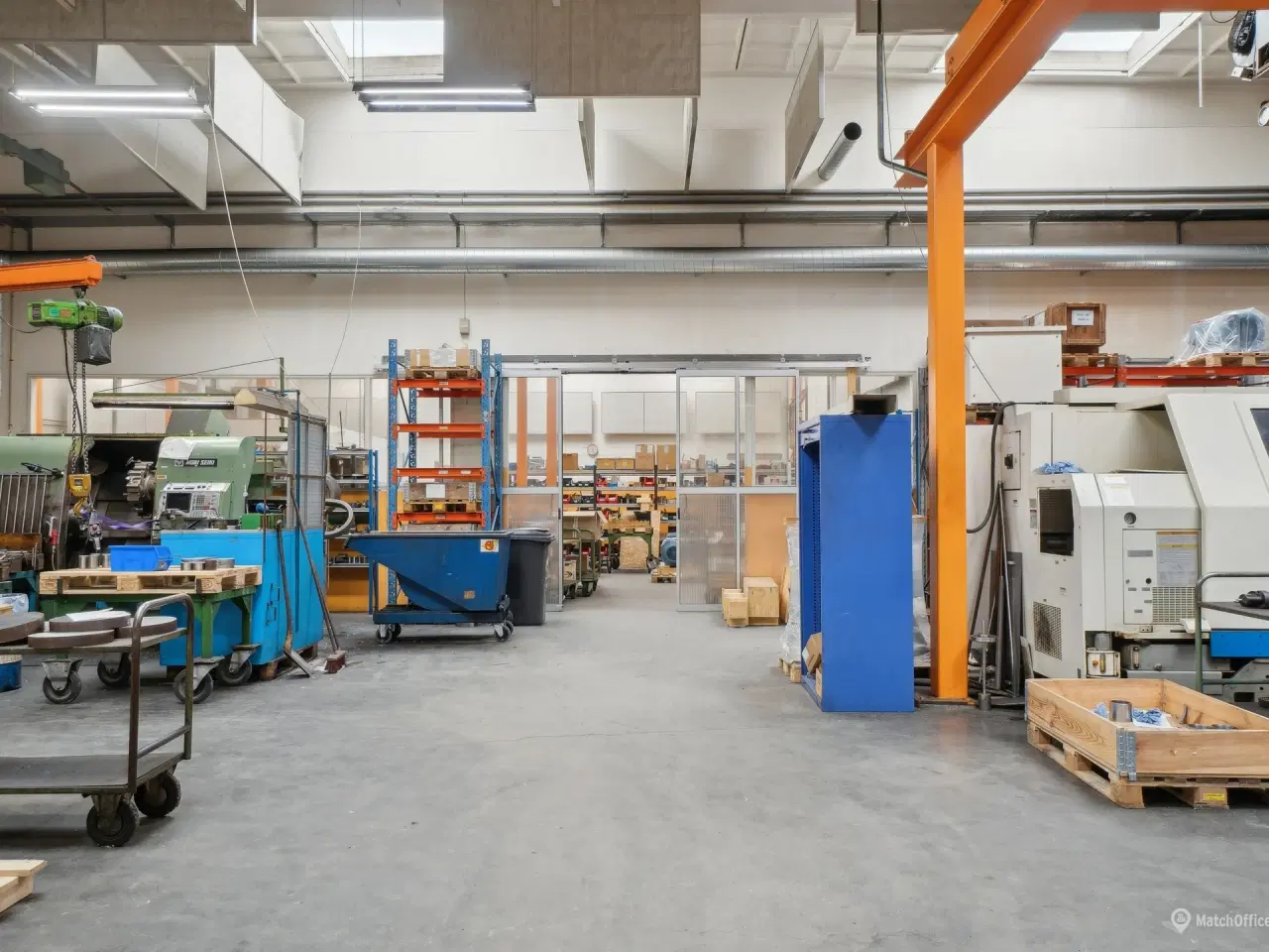 Billede 2 - Lager og kontor på 1 674 m² til leje på Lejrvej i moderne erhvervsejendom tæt på Værløse