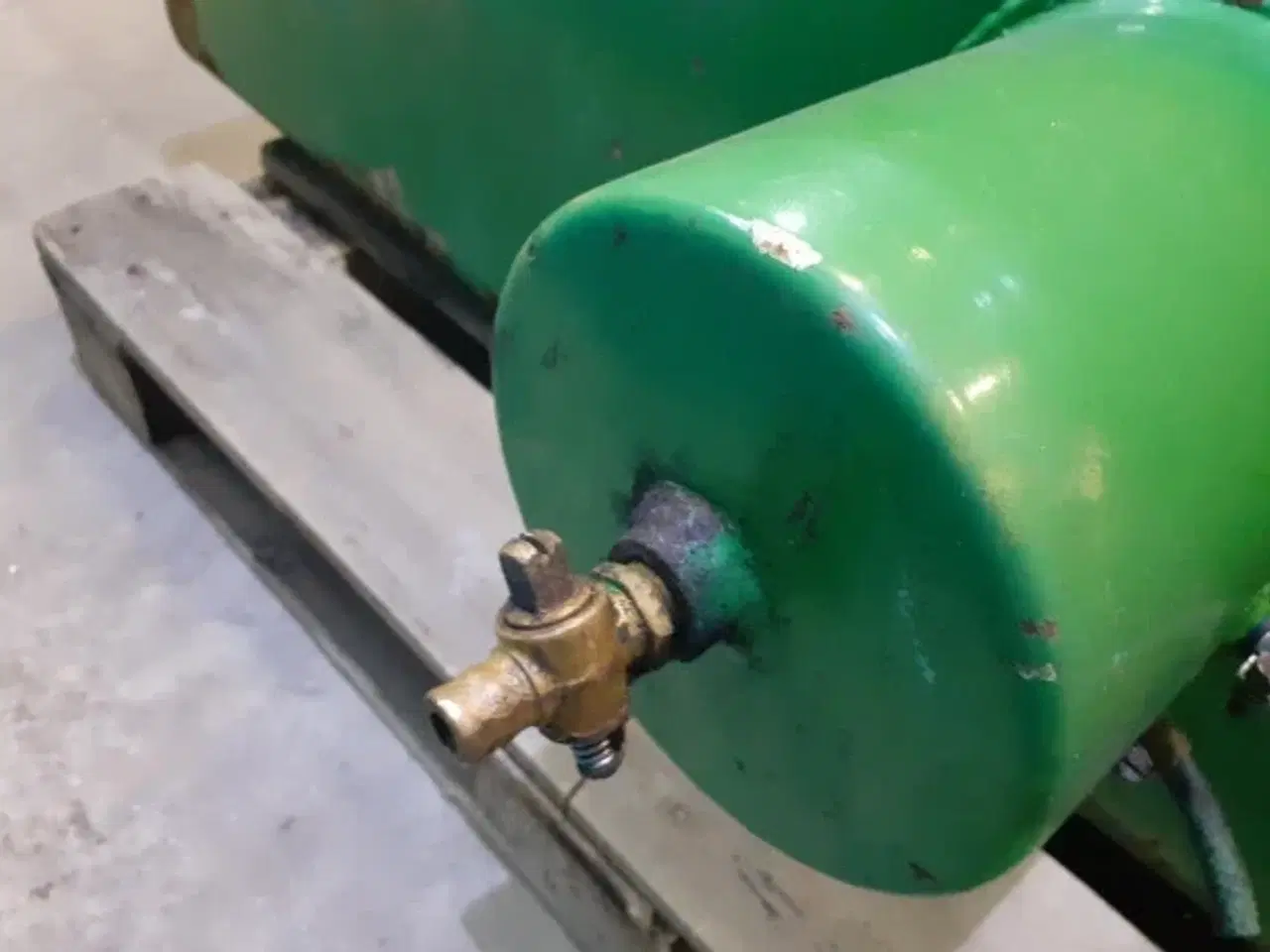 Billede 6 - John Deere 1075 Dieseltank AZ25904