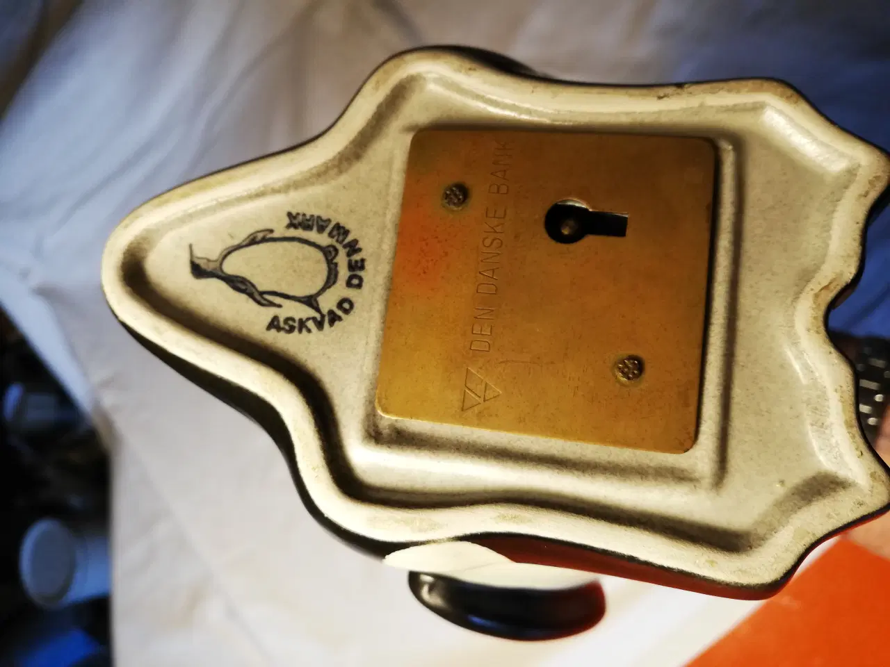 Billede 5 - Pondus pingvin sparebøsse med tørklæde og nøgle