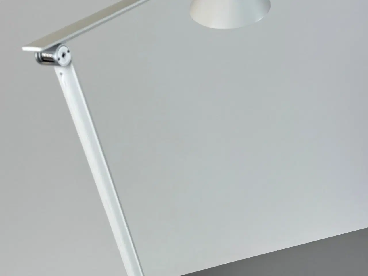 Billede 5 - Louis Poulsen NJP Bordlampe - Hvid