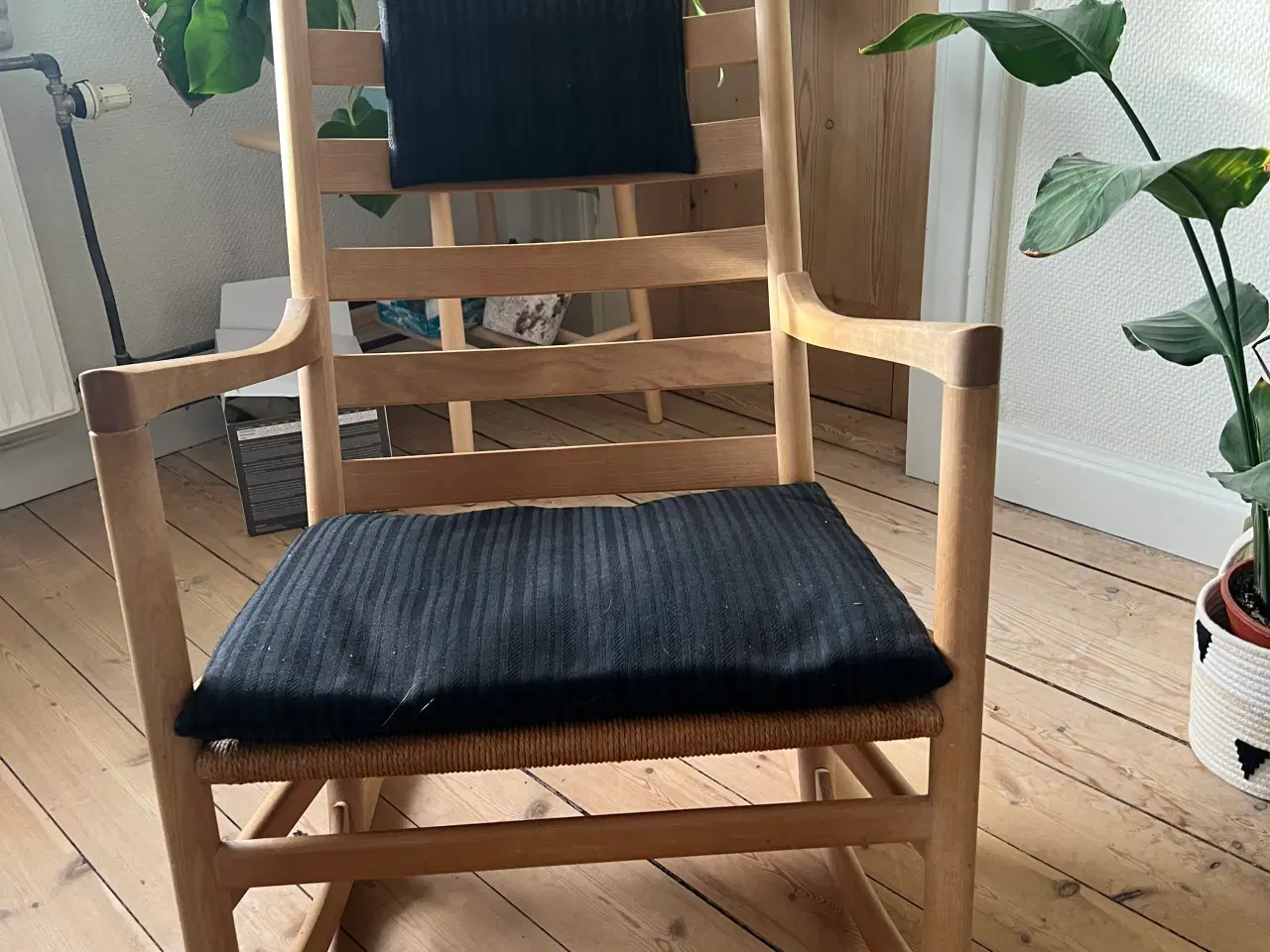 Billede 6 - CH45 gyngestol af Hans J. Wegner