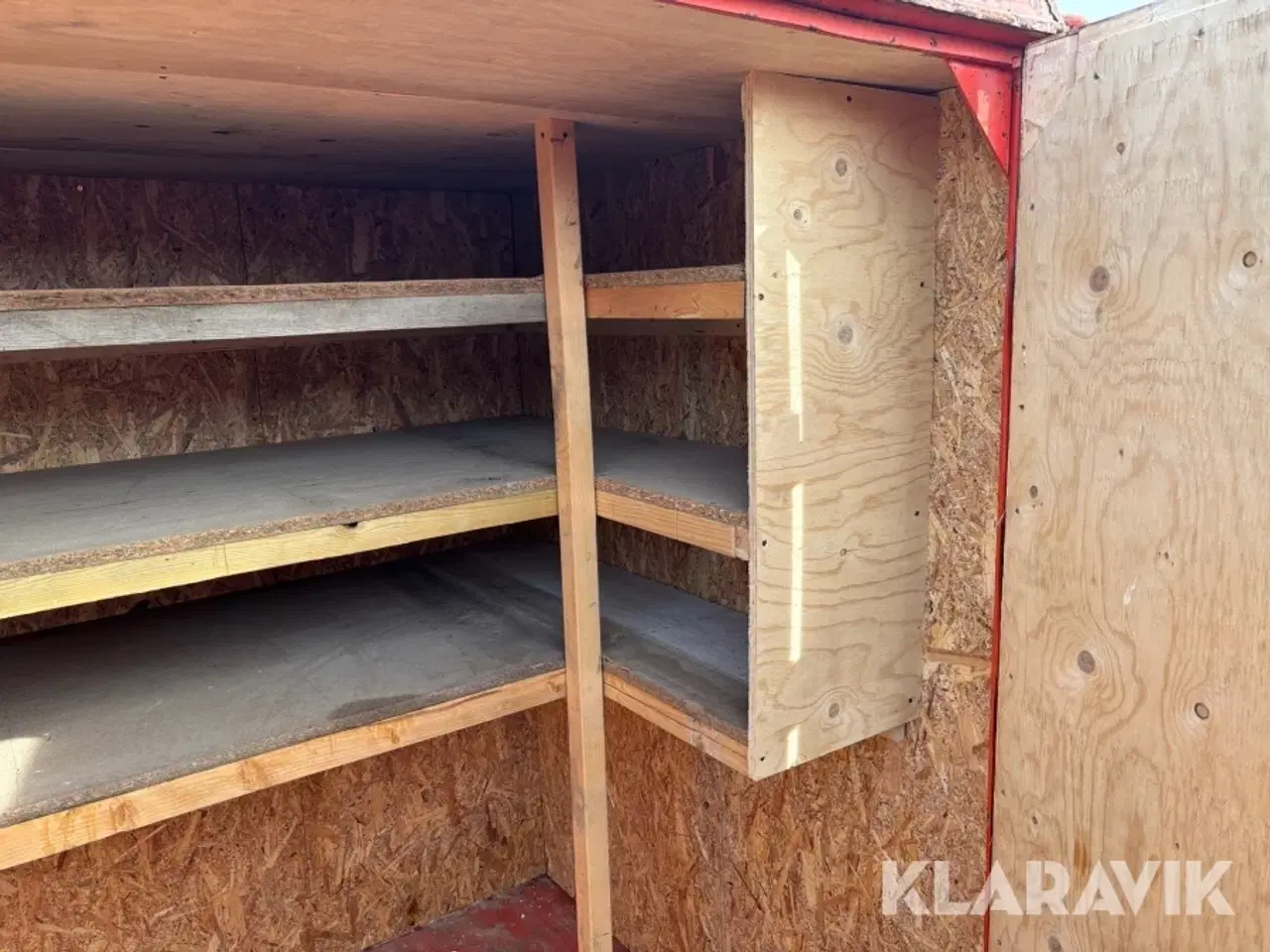 Billede 12 - Container isoleret med reoler