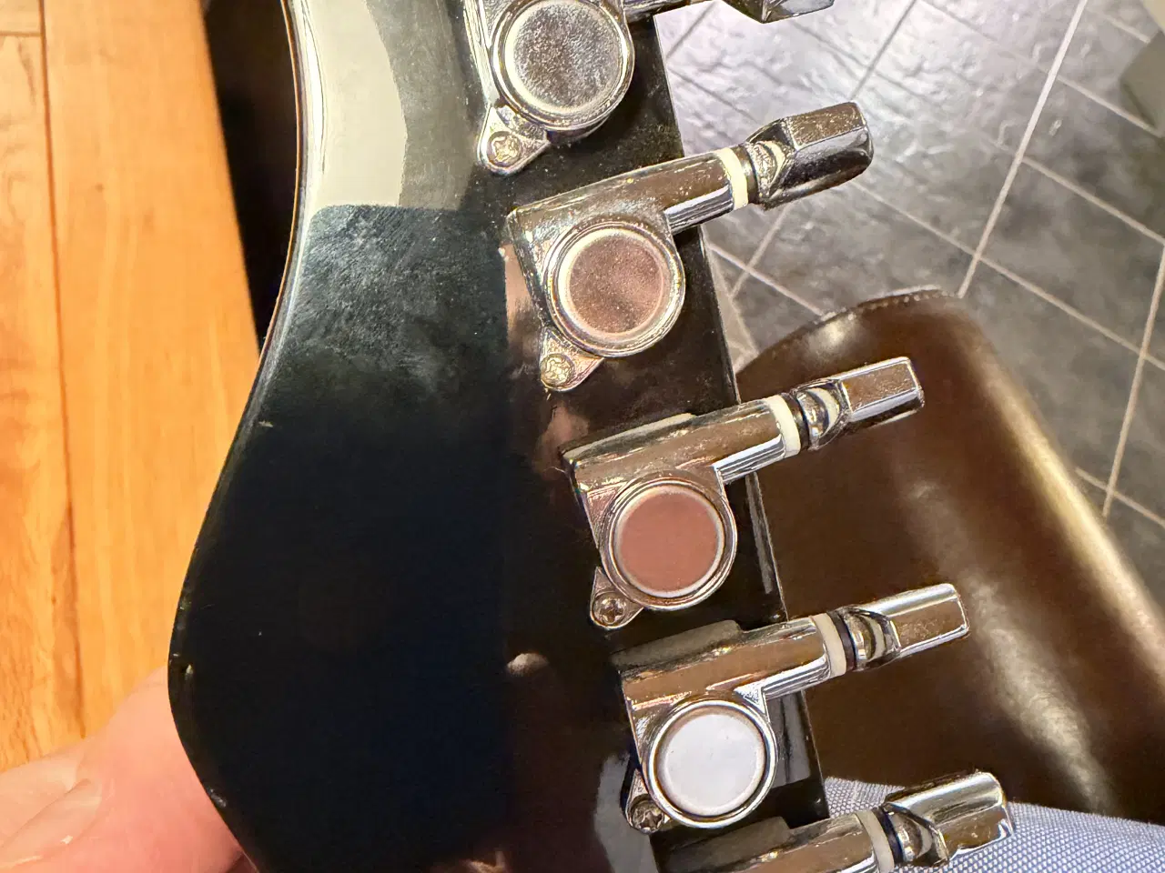 Billede 3 - Elguitar med indbygget højtaler til børn 80cm