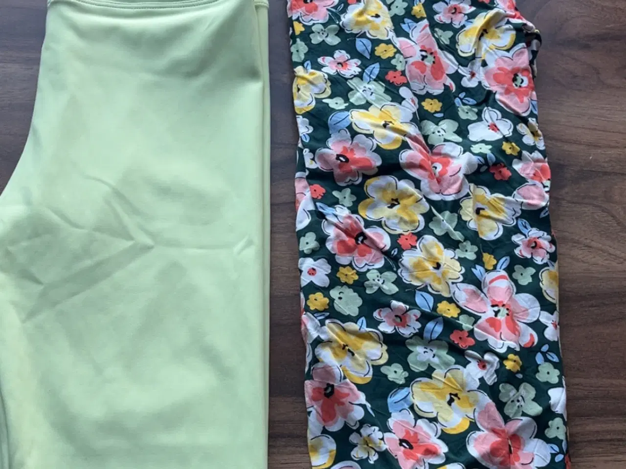 Billede 2 - Pige tøj   - bukser - bluser - m.m. 