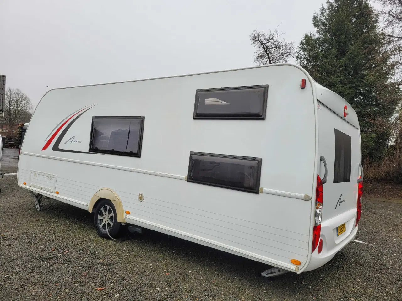 Billede 1 - 2013 Burstner 560 køjevogn..plads og godt design