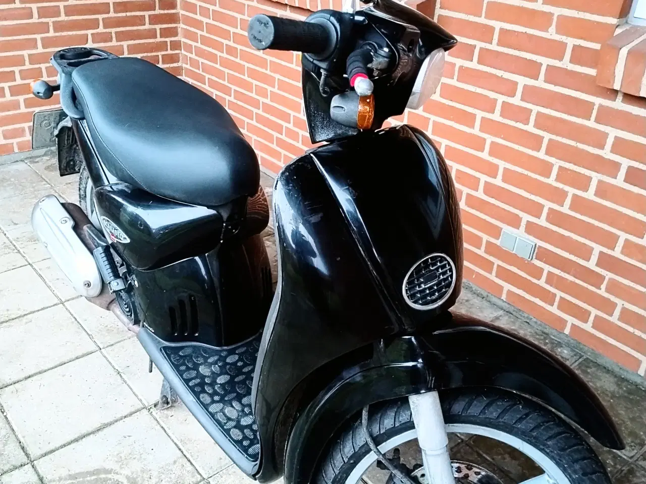 Billede 1 - Aprilia motorcykel, nysynet