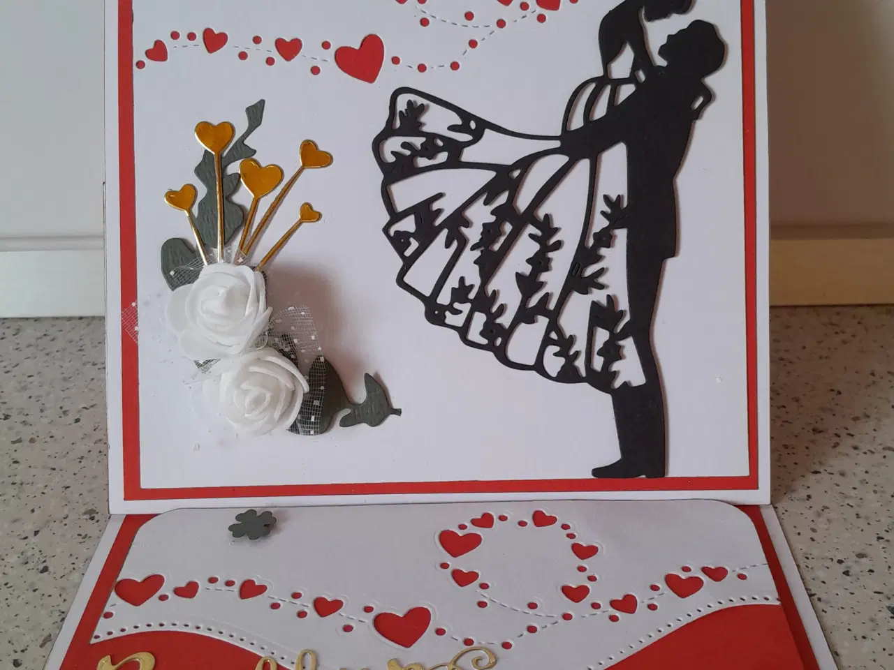 Billede 1 - Bryllupskort rødt sælges