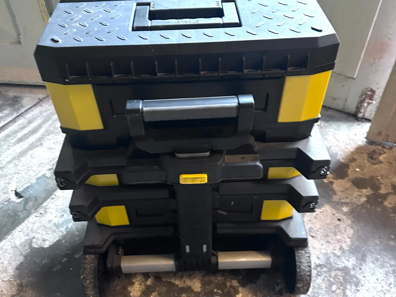 Billede 4 - STANLEY® Hjulet 3-delt værktøjskasse