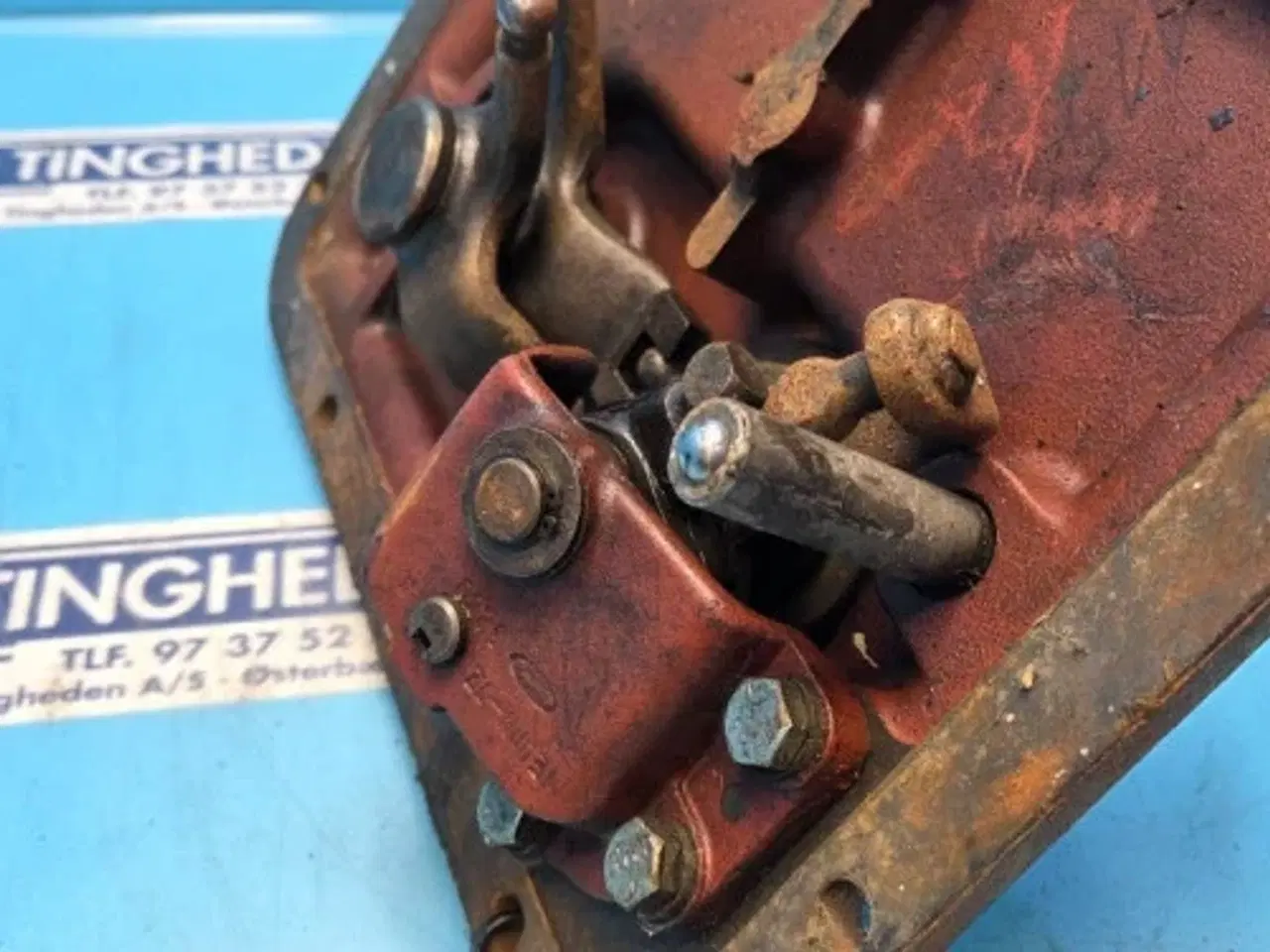 Billede 5 - Ford 7610 Dæksel E1NN7211KA