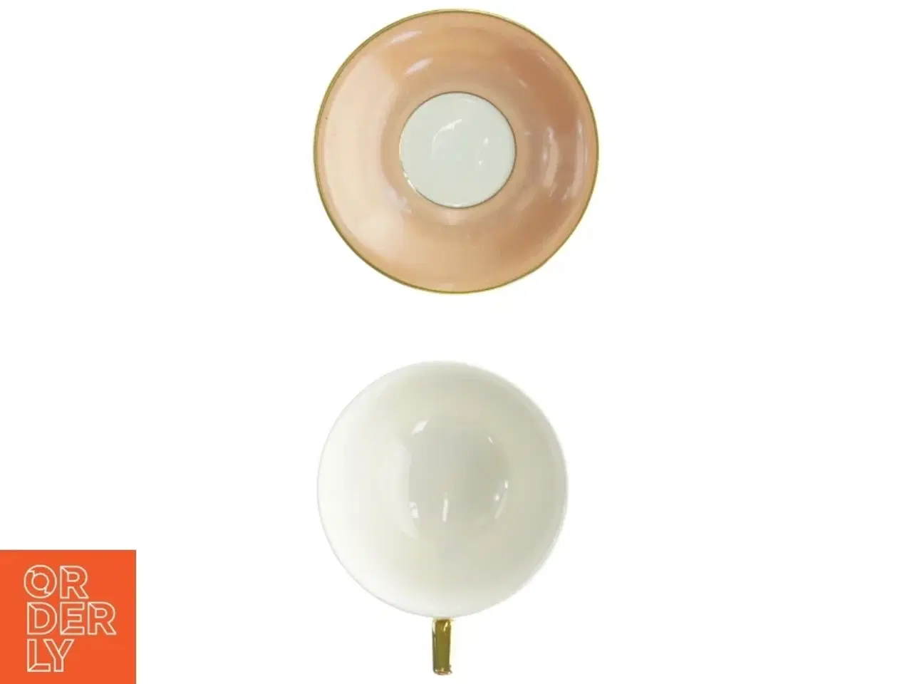 Billede 5 - Porcelænskop med underkop fra Kjøbenshavn Porcellains Maleri (str. Kop 12 x 10 x 5,5 cm underkop 11,5 x 2 cm)
