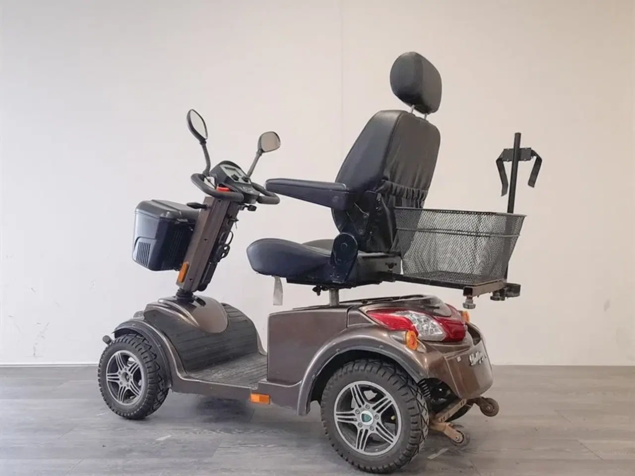 Billede 2 - LM-700 brun