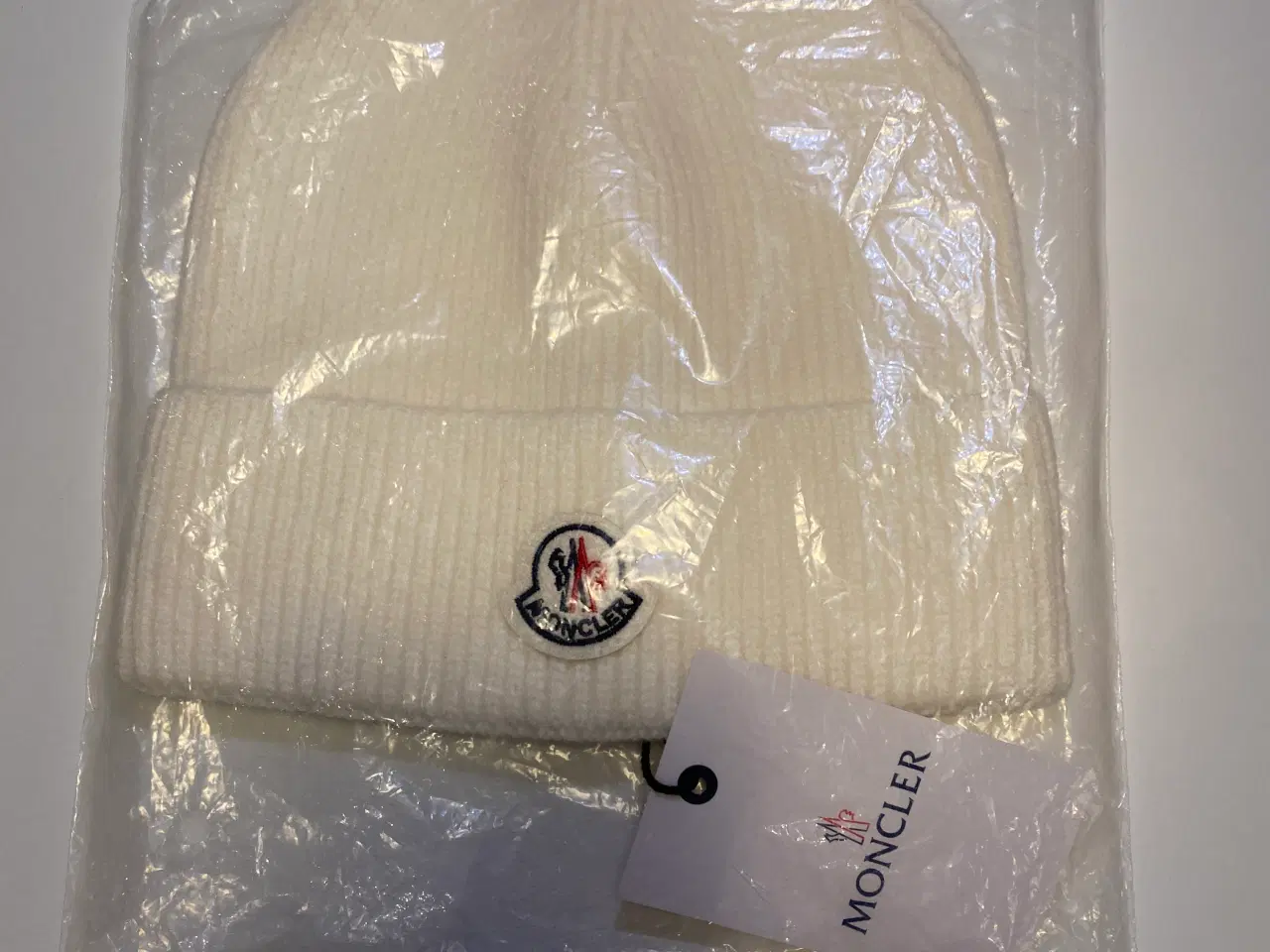 Billede 1 - Moncler hue