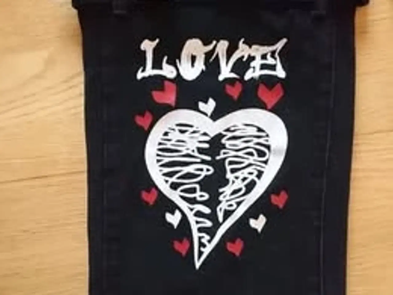 Billede 2 - Cowboy bukser med print og spænder