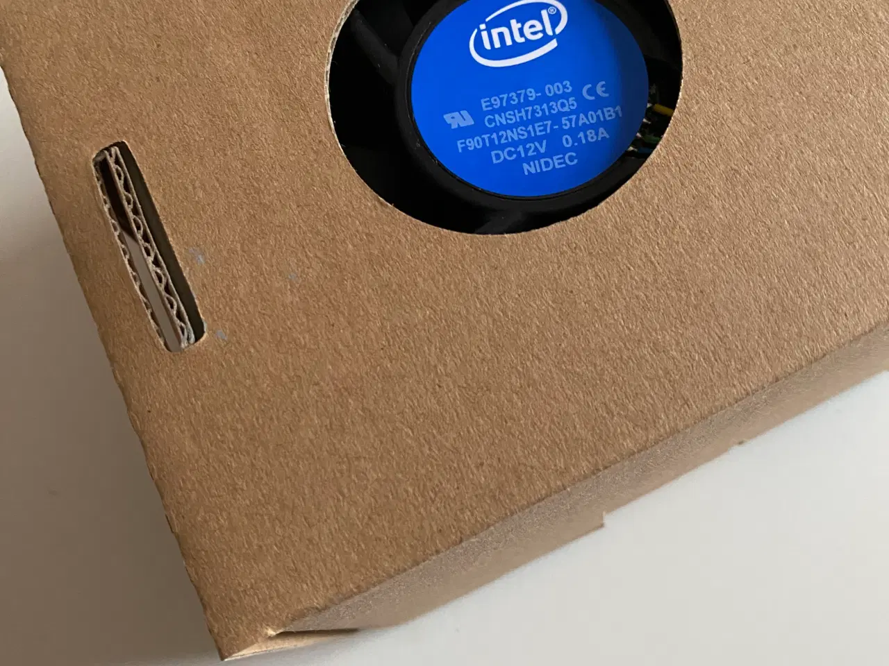 Billede 3 - 2 stk. Intel køler til computer