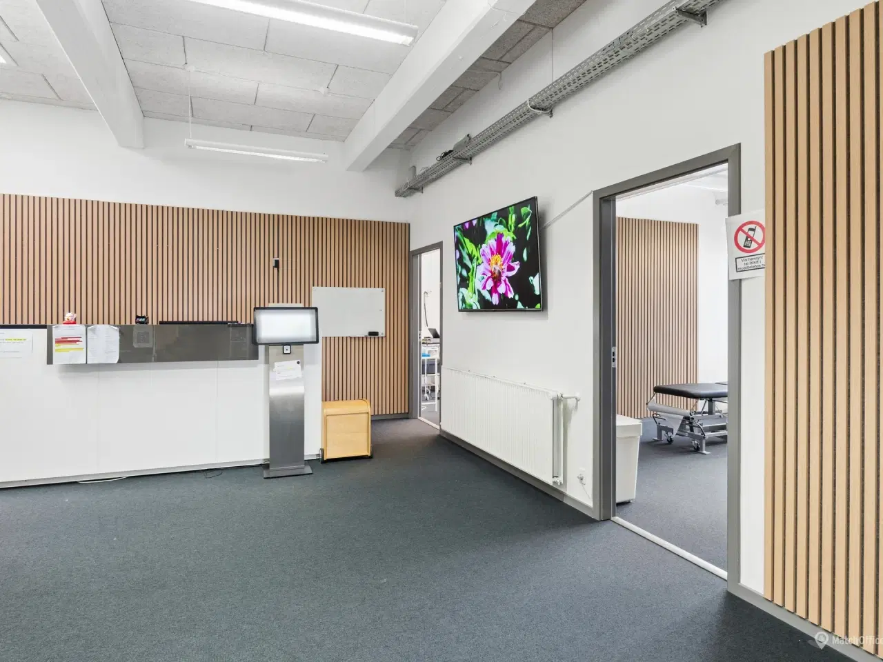 Billede 8 - Lyst kontor- eller kliniklejemål tæt på offentlig transport og Motorring 3