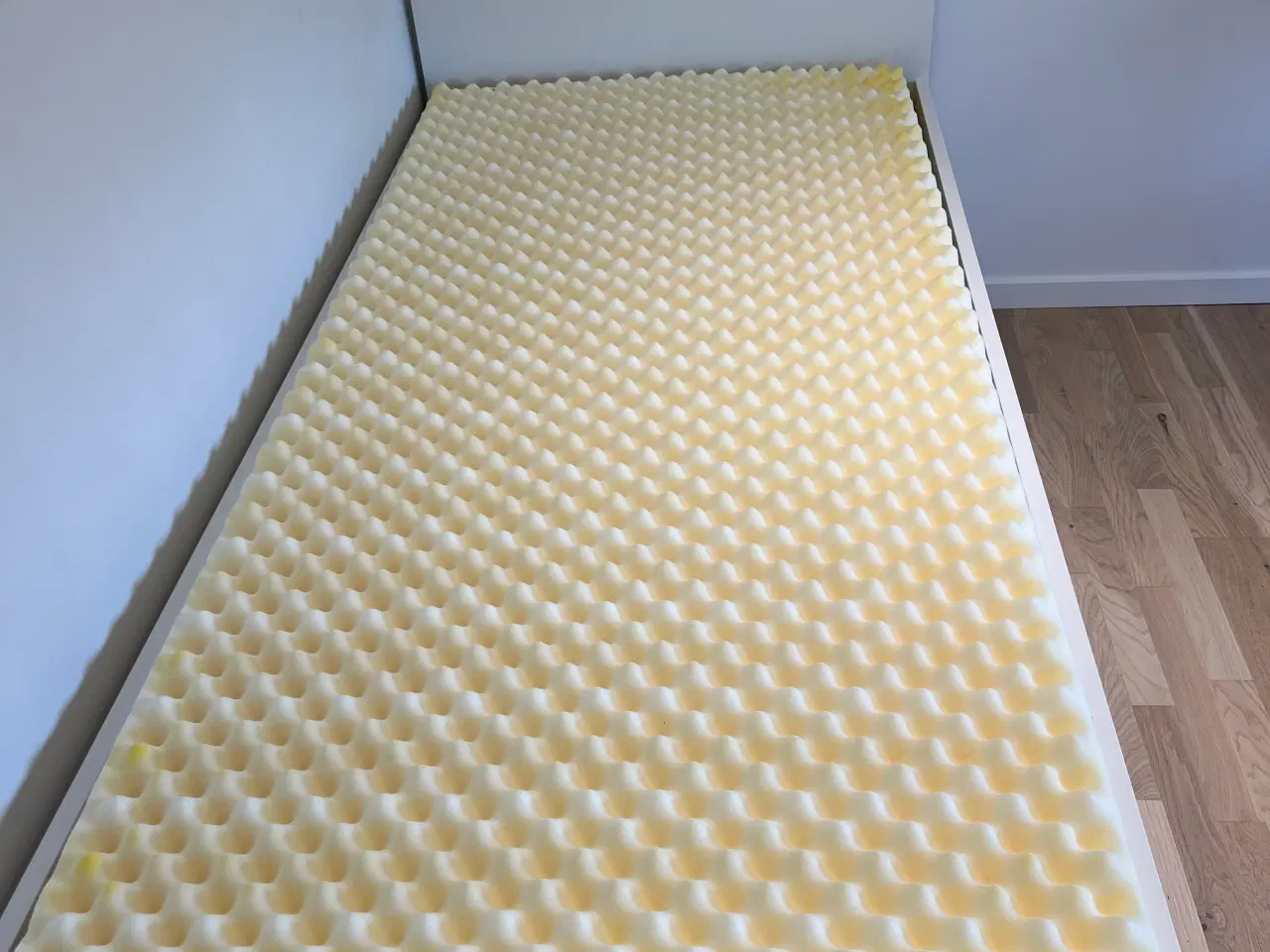 Billede 2 - Ikea børne seng