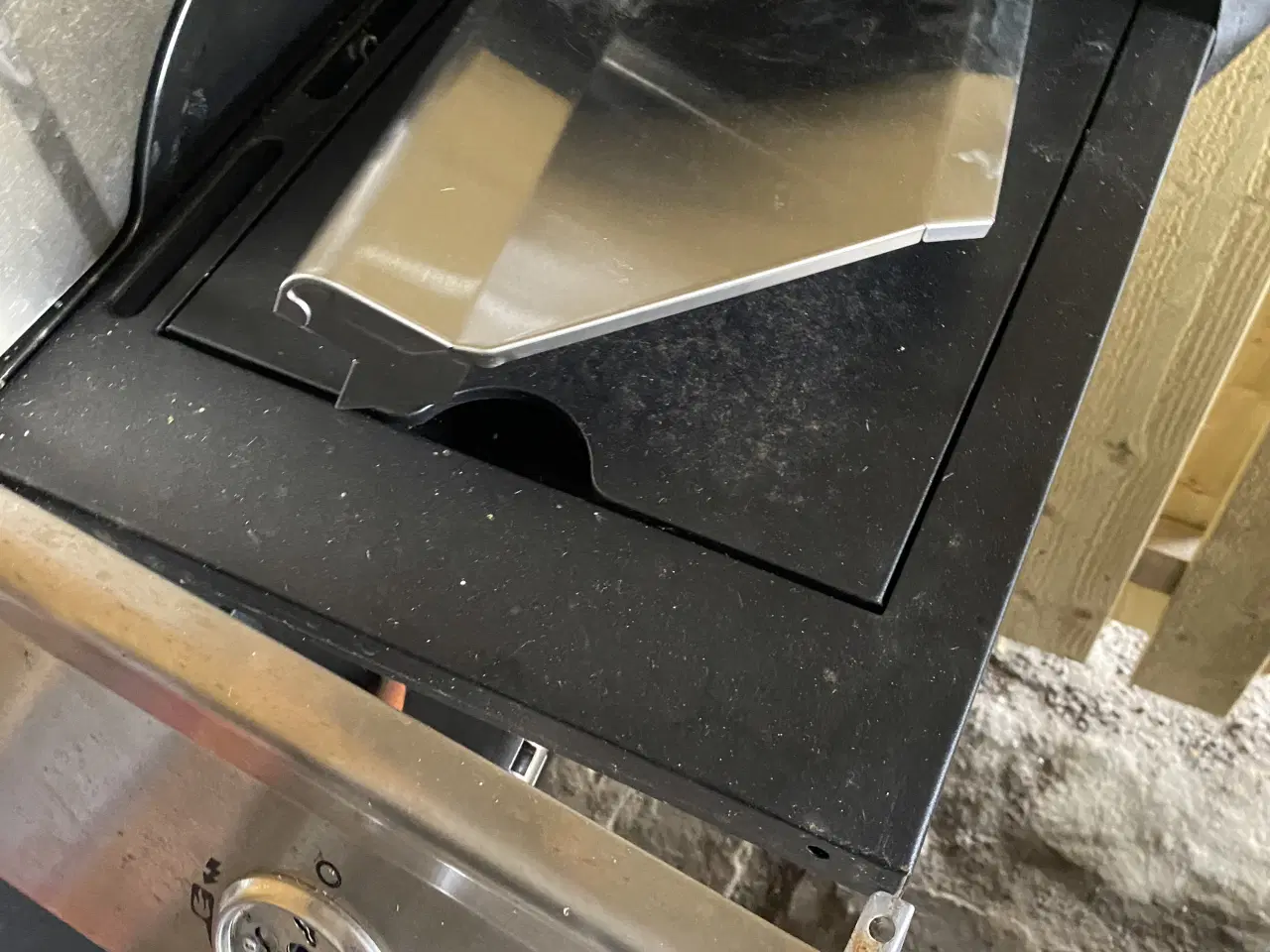 Billede 4 - Ny nexgrill på gas med kogeplade