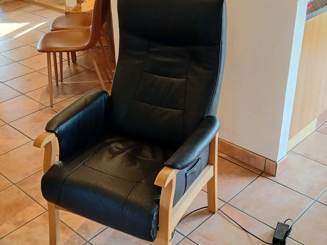 Billede 3 - Oslo lænestol 1 år gammel