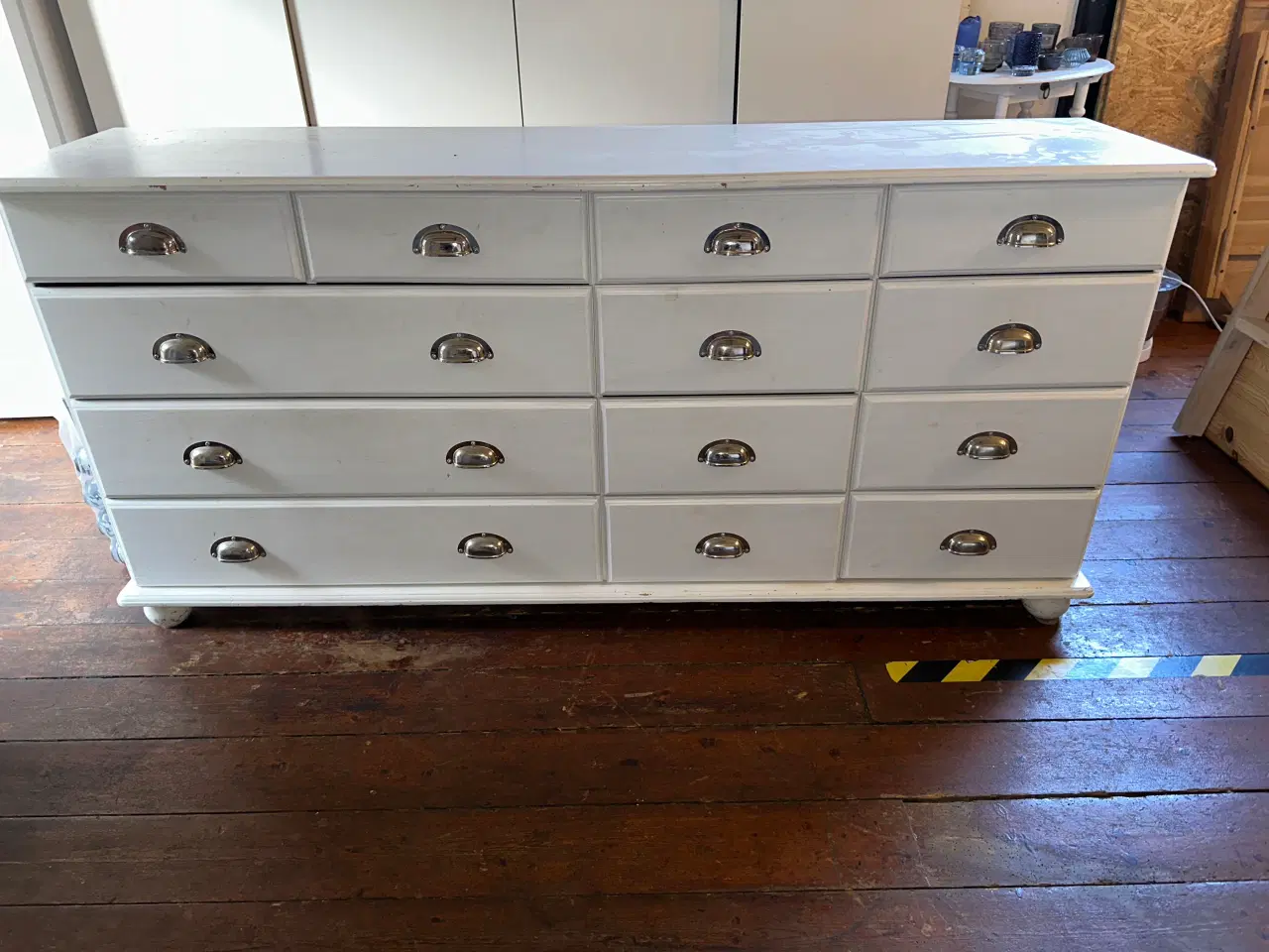 Billede 3 - Kommode / købmandsdisk i fyrretræ