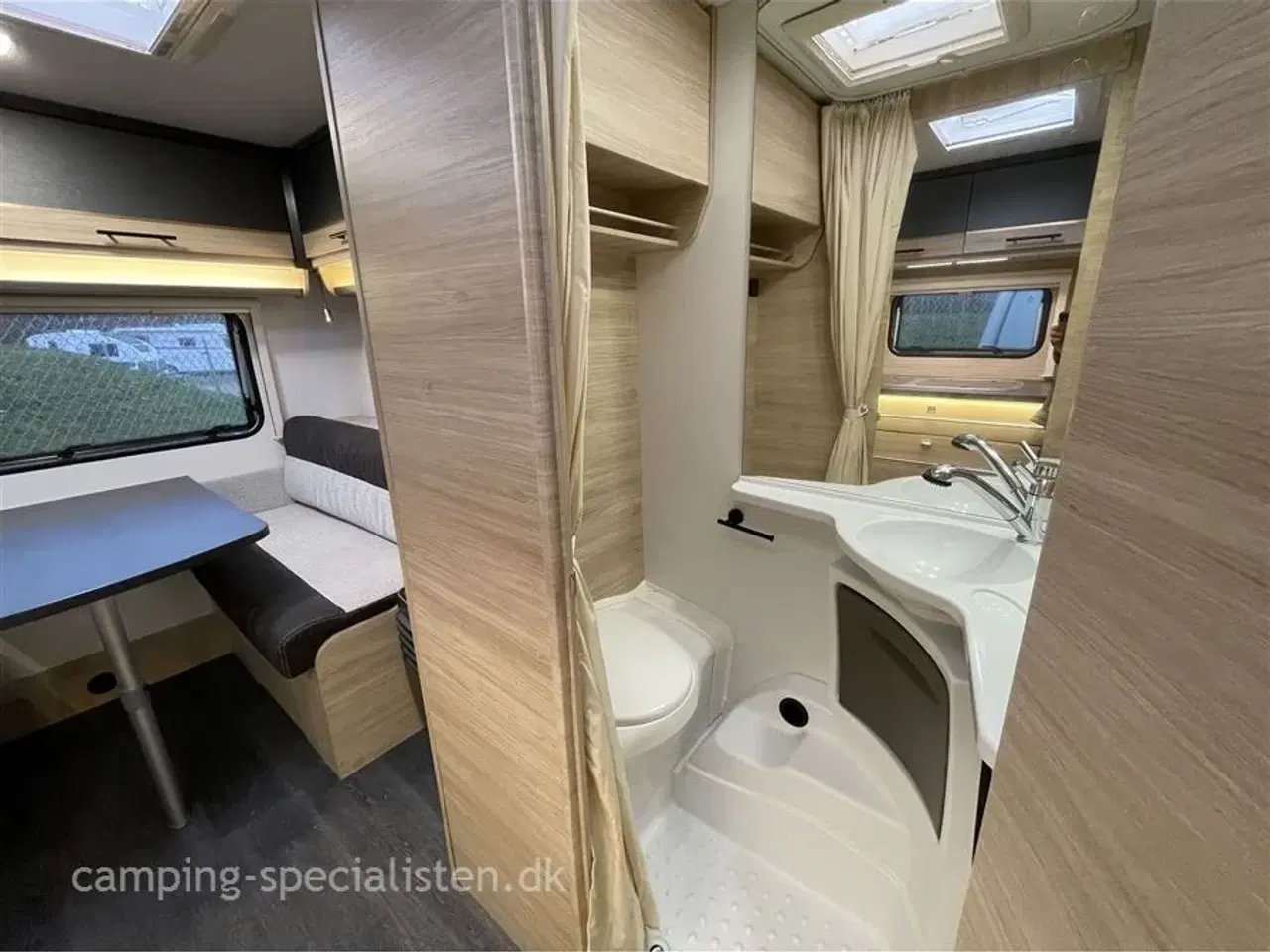 Billede 13 - 2023 - Caravelair Antares Titanium 470   Caravelair Antares 470 model 2023  kan nu ses hos Camping-Specialisten.dk