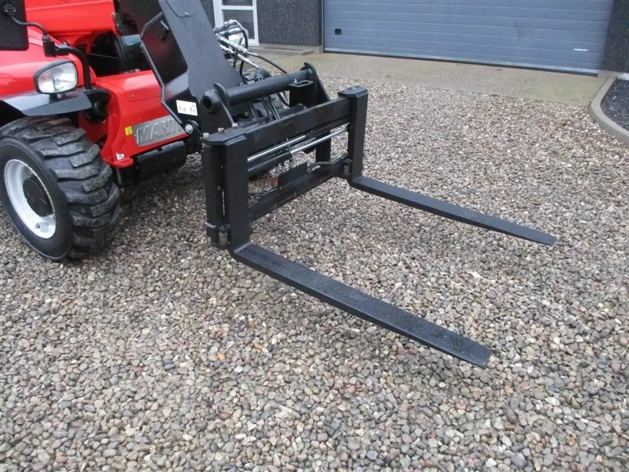 Billede 12 - Manitou MT625H Comfort Dansk maskine, med hydrauliske pallegafler.