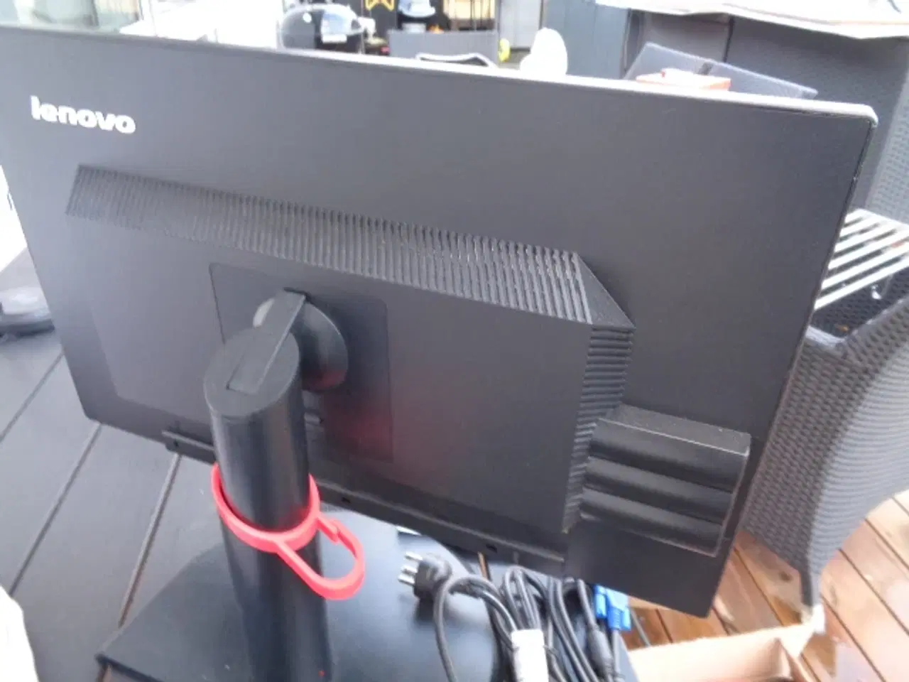 Billede 3 - Skærm 23"