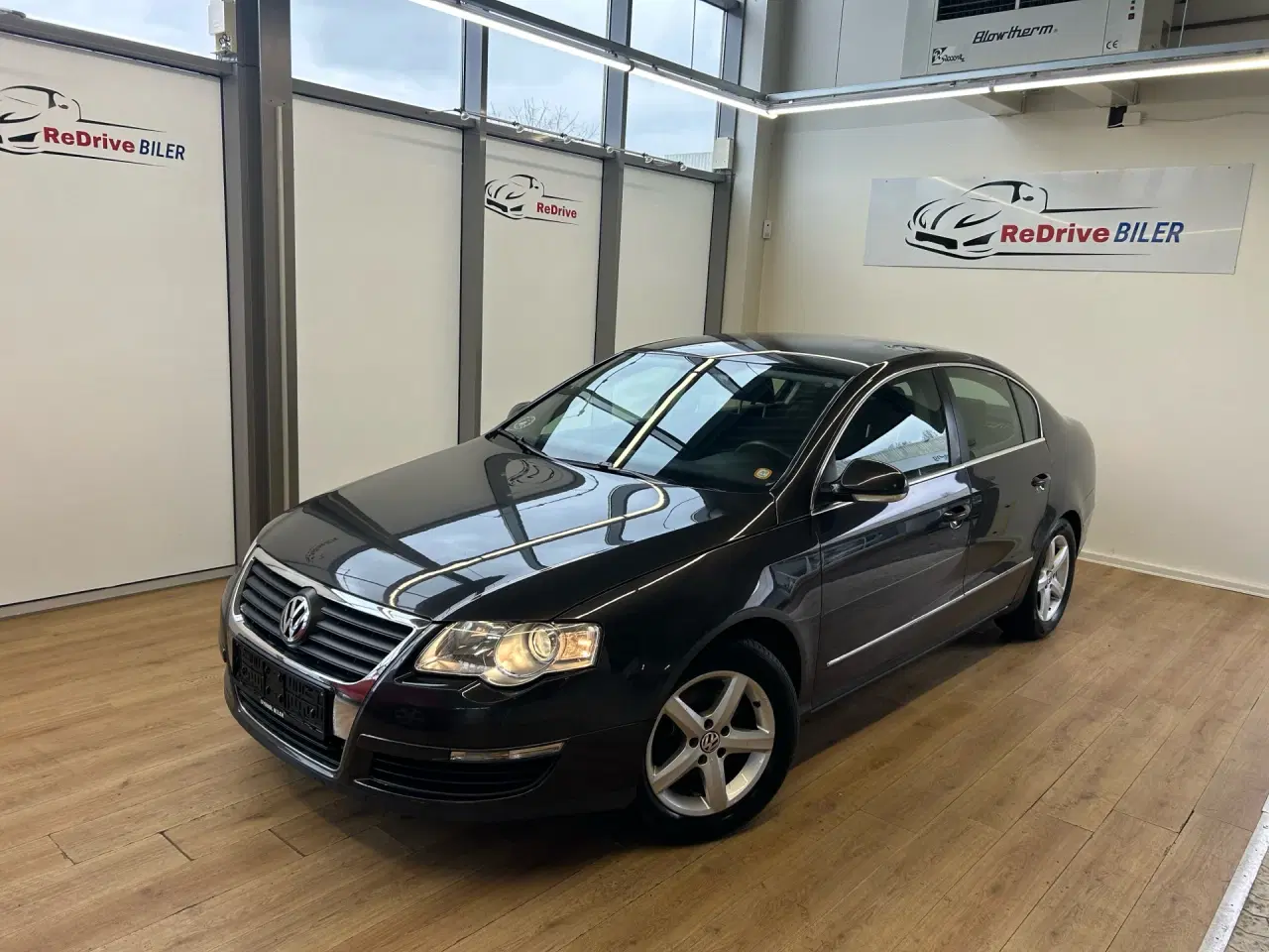 Billede 5 - VW Passat 2,0 TDI Trendline DSG 140HK 6g Aut.