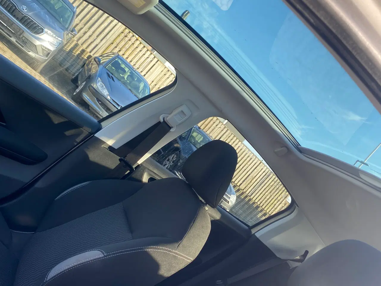 Billede 7 - Fin 208 sælges