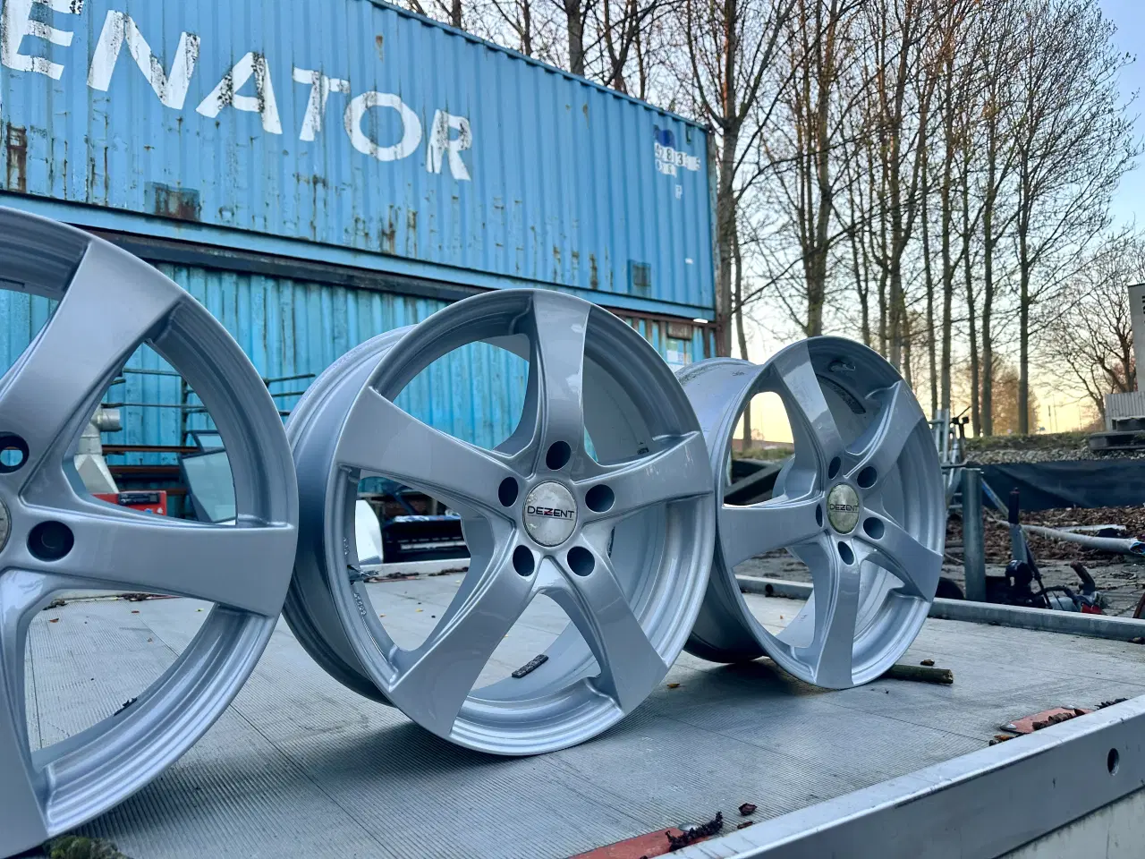 Billede 3 - Alufælge DEZENT R17 5x120