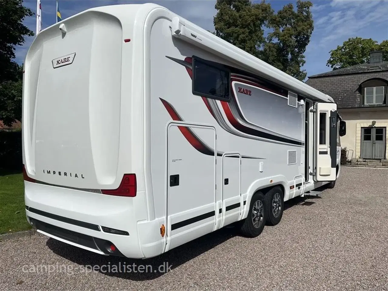 Billede 2 - 2025 - Kabe Imperial I910 GB   Kabe Imperial i910 GB 2025 med enkeltsenge og hæveseng - Camping-Specialisten.dk