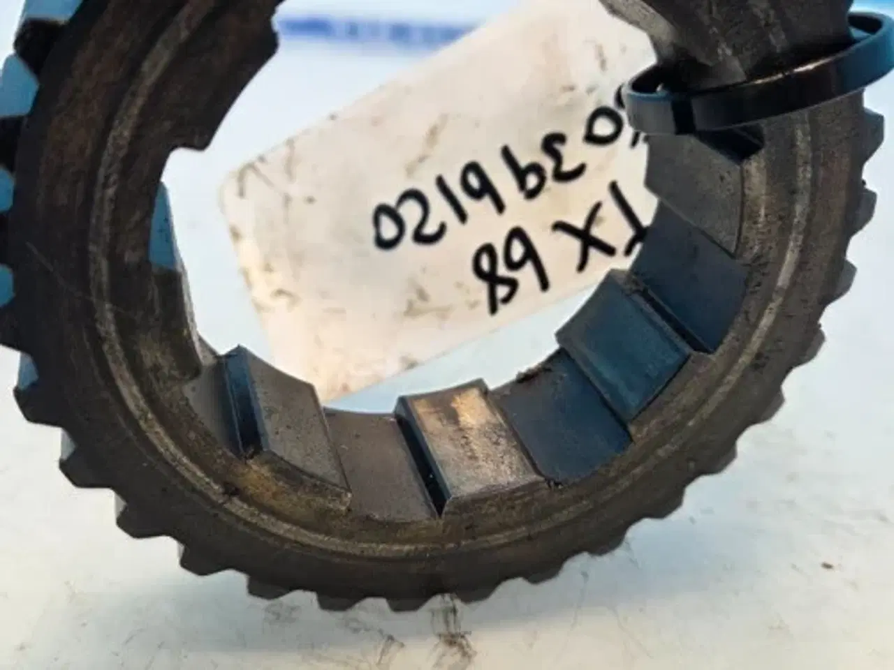 Billede 3 - New Holland TX68 Bøsning 80396120