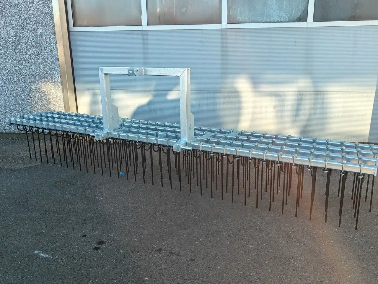 Billede 1 - Anker Bjerre Riven 4-Rækket, 350cm, 3-punkt ophæng Meget effektiv!