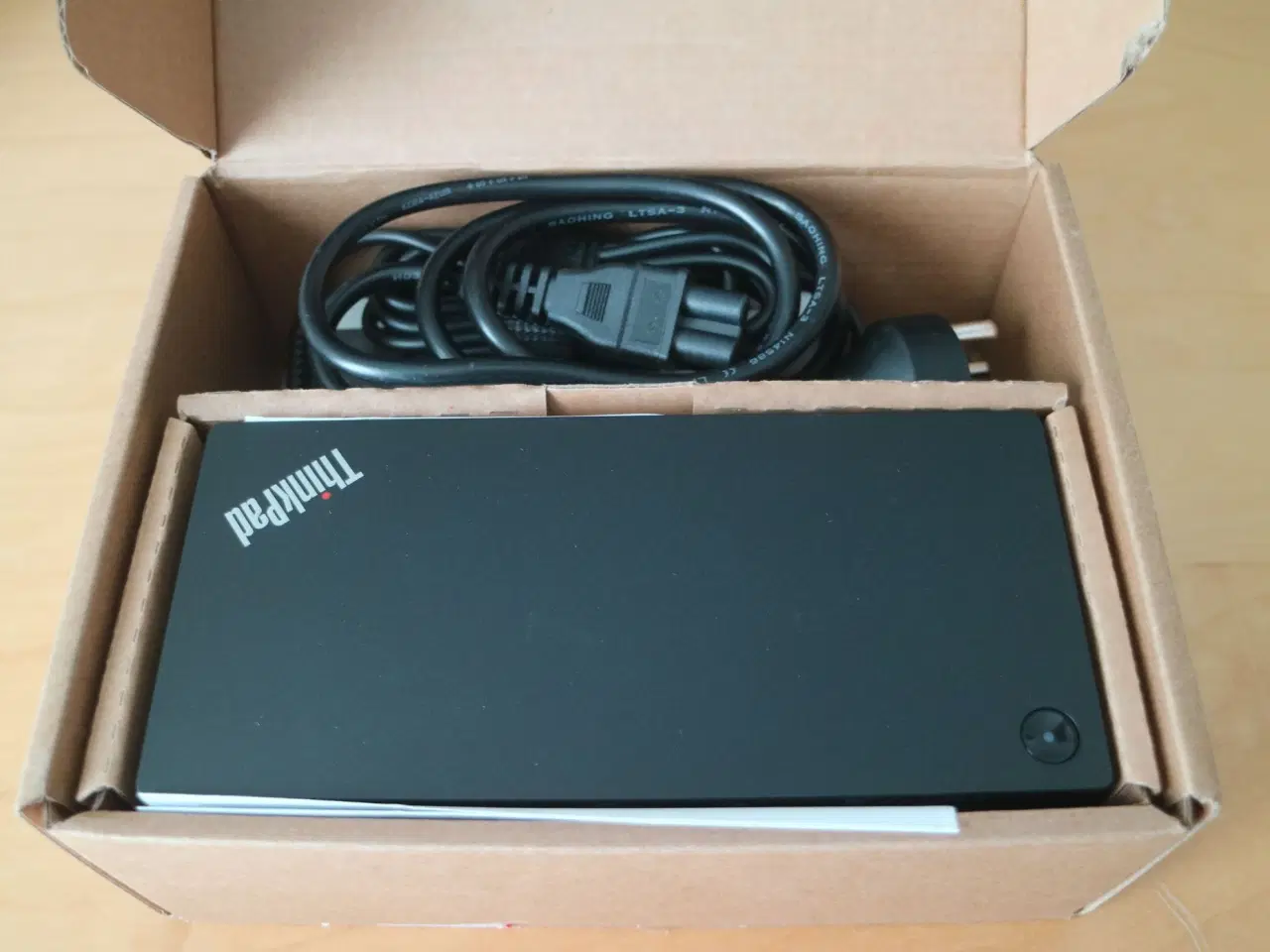 Billede 2 - Lenovo ThinkPad Universal USB-C Dock (40AY)