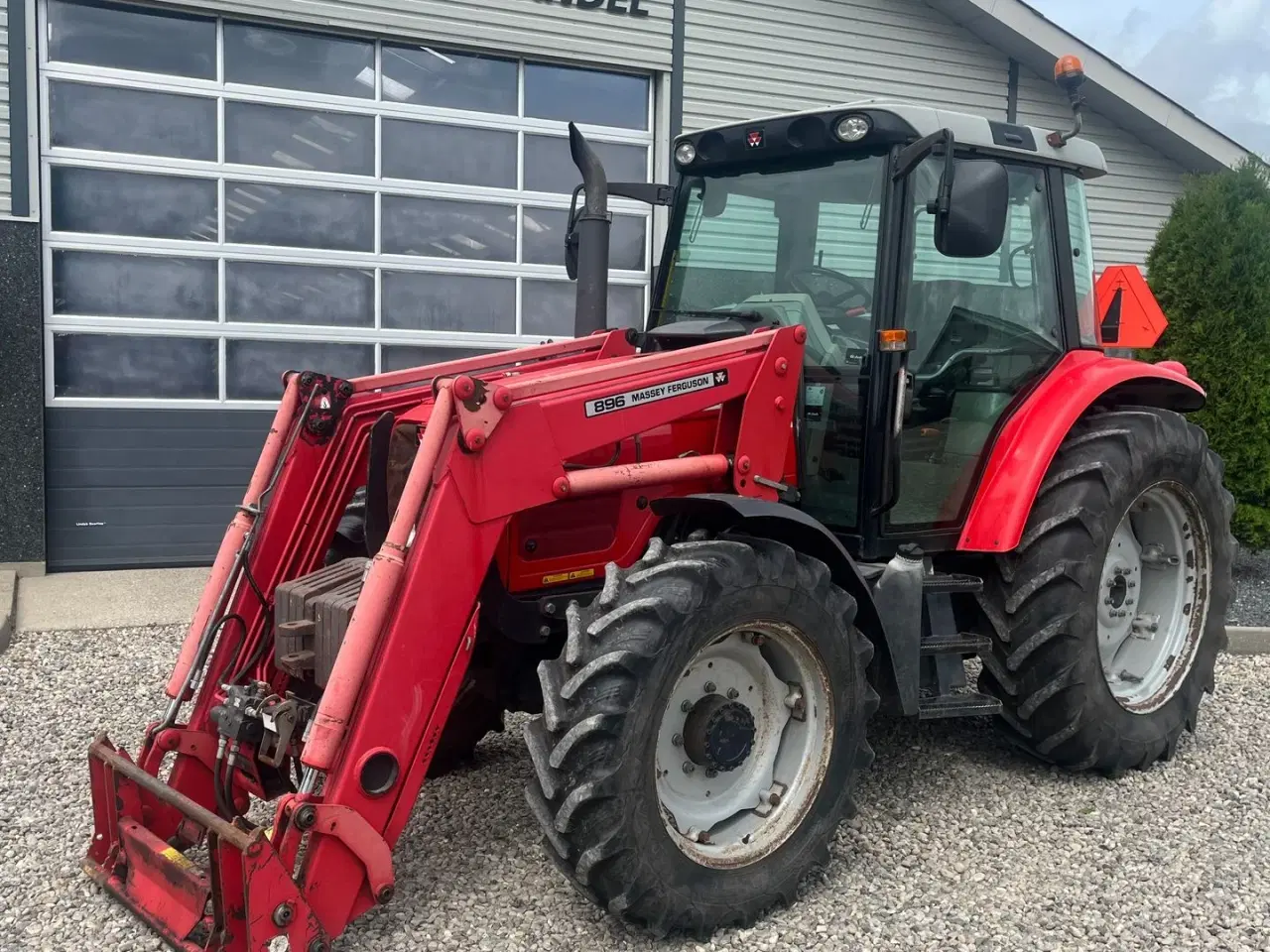 Billede 2 - Massey Ferguson 5460 Med frontlæsser