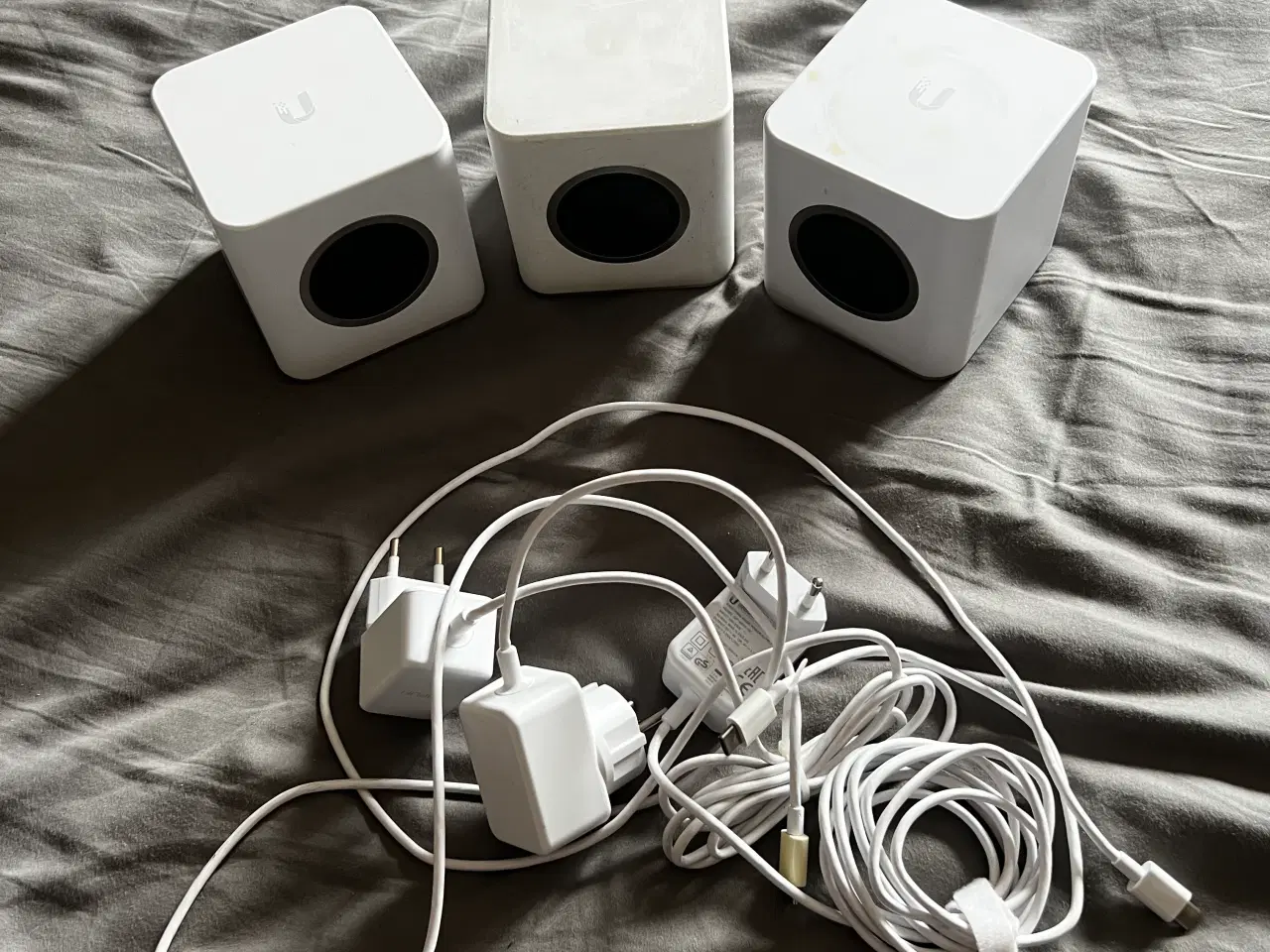 Billede 2 - 3 stk. Ubiquiti AFI-R AmpliFi HD Mesh Router