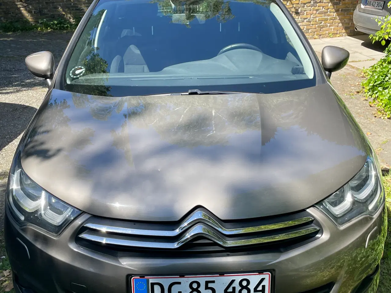 Billede 4 - Citroen C4 kører langt på liter