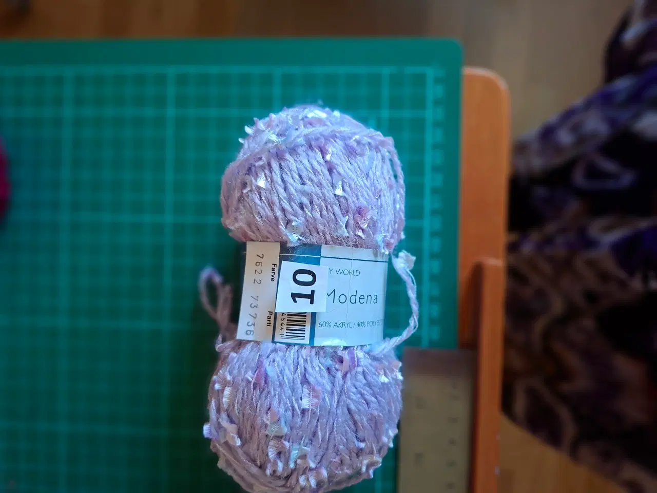 Billede 13 - Diverse garner sælges se prisliste