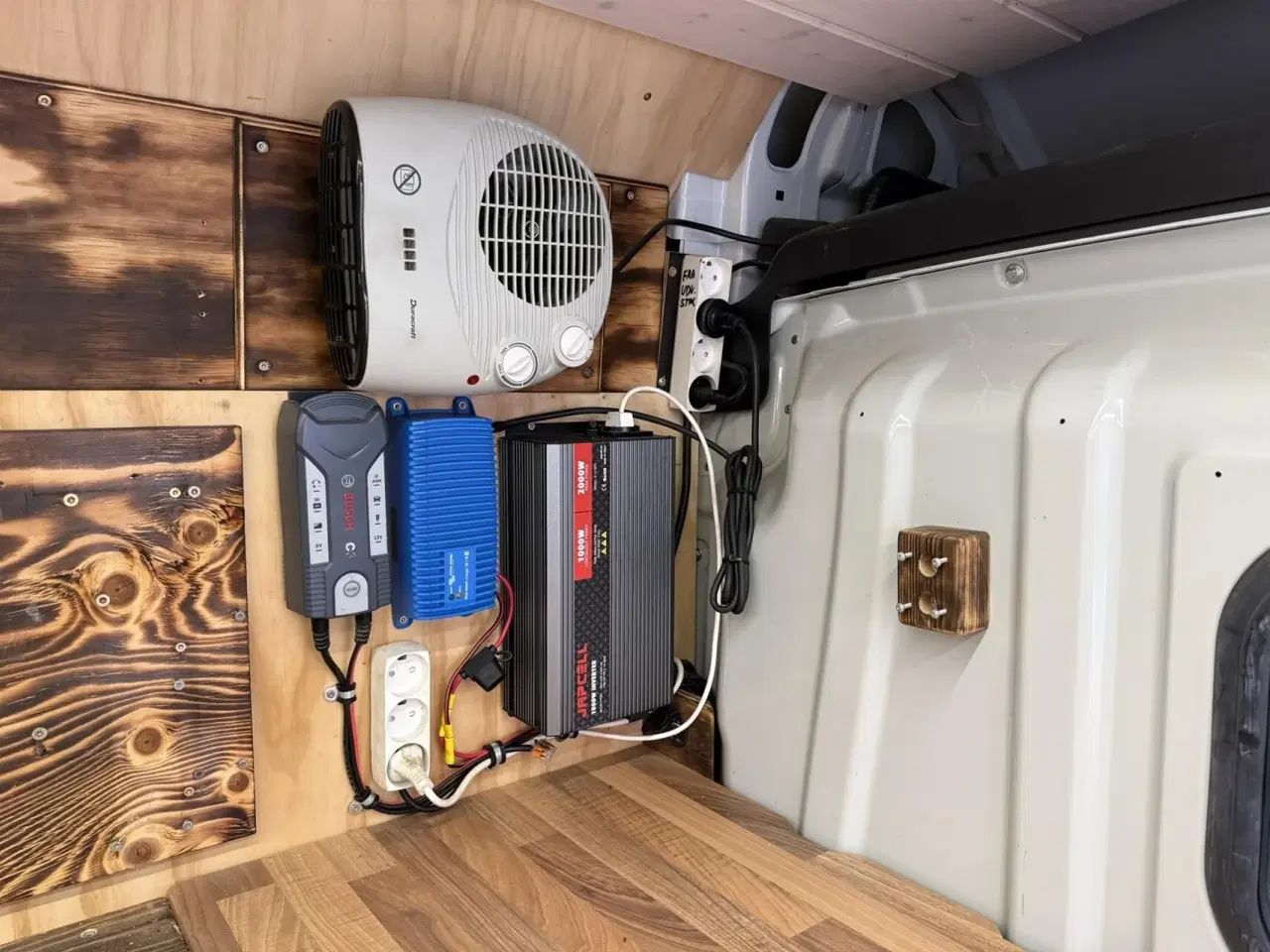 Billede 10 - Peugeot Boxer 335 L3H2 2,2 BlueHDi Ultimate Pro 165HK Van 6g