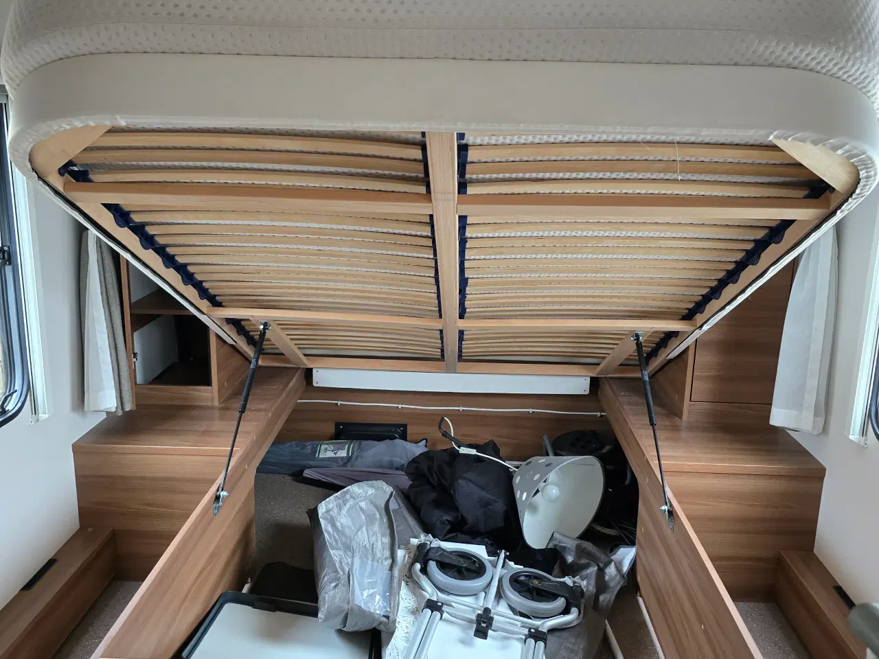 Billede 8 - Mega flot og dejlig campingvogn sælgess 